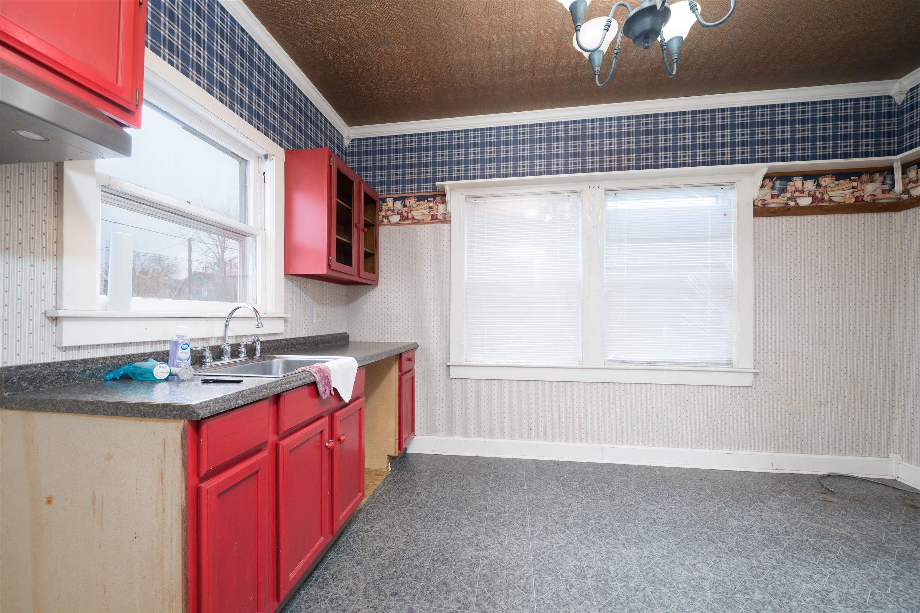 116 Parrish Ave, Owensboro, Kentucky 42303, 3 Bedrooms Bedrooms, ,2 BathroomsBathrooms,Single Family Residence,For Sale,Parrish Ave,93617