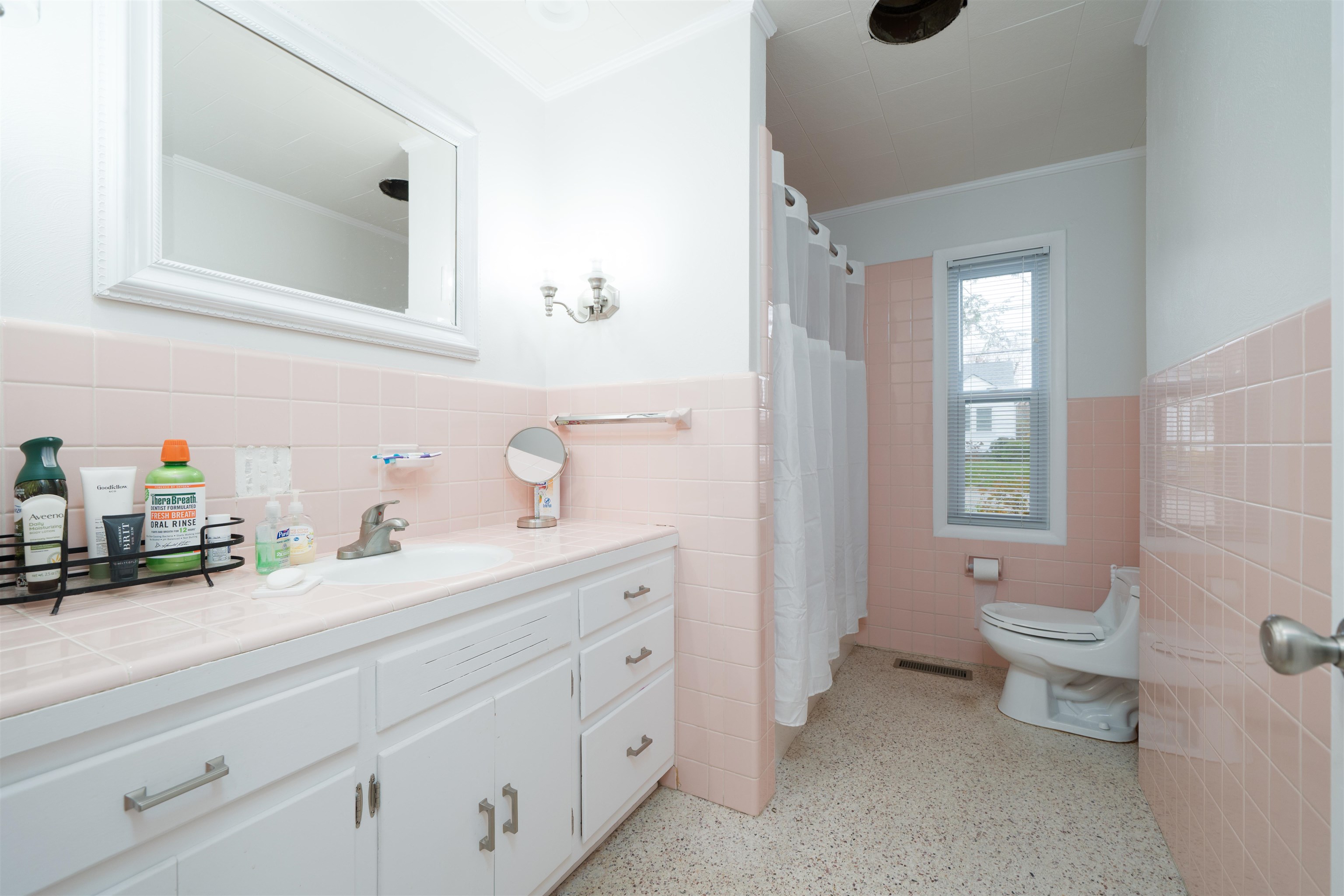 1809 Fieldcrest Dr., Owensboro, Kentucky 42301, 3 Bedrooms Bedrooms, ,2 BathroomsBathrooms,Single Family Residence,For Sale,Fieldcrest Dr.,93618