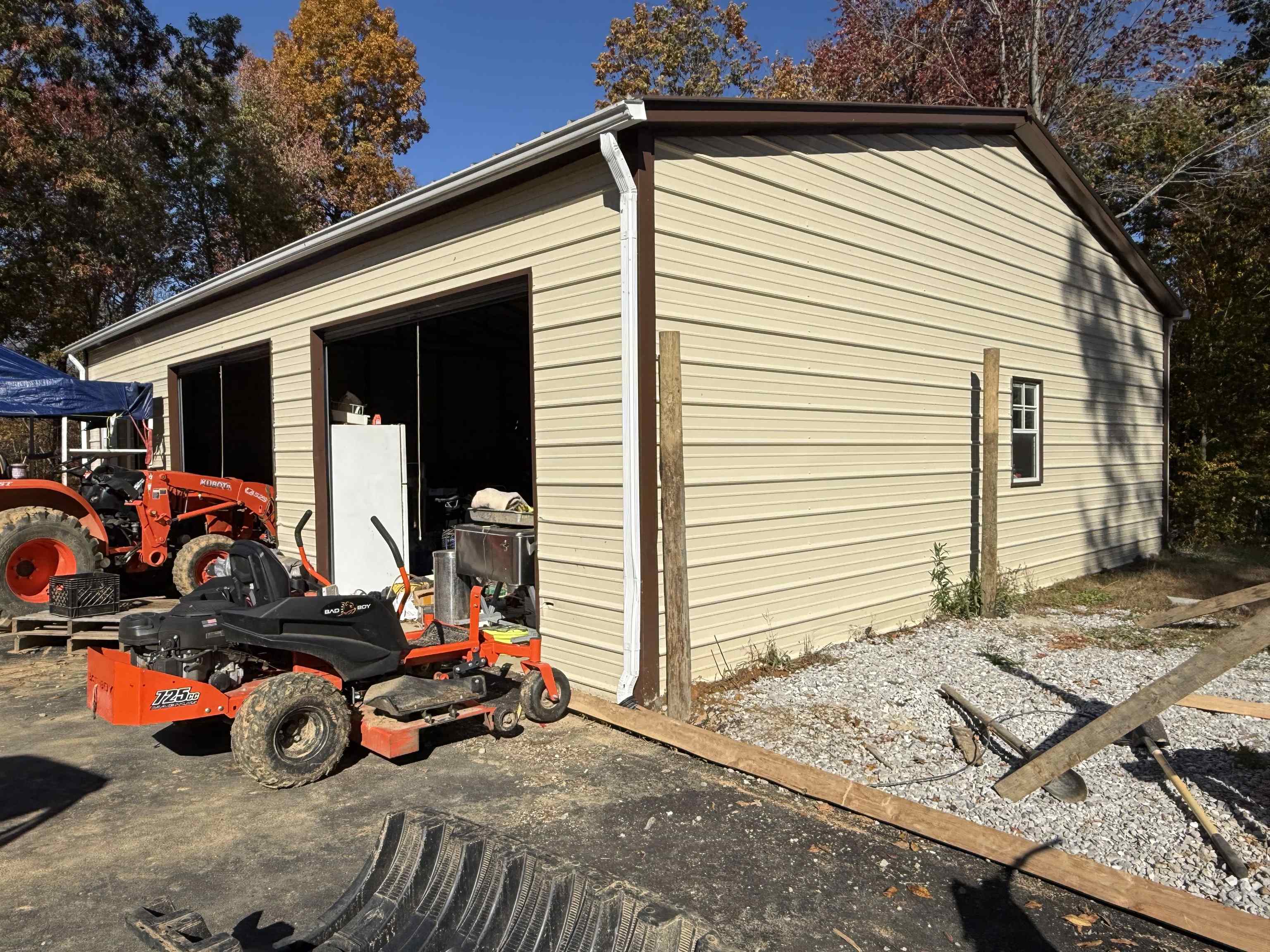 3180 Old Halls Creek Road, Beaver Dam, Kentucky 42320, 2 Bedrooms Bedrooms, ,1 BathroomBathrooms,Farm,For Sale,Old Halls Creek Road,93621