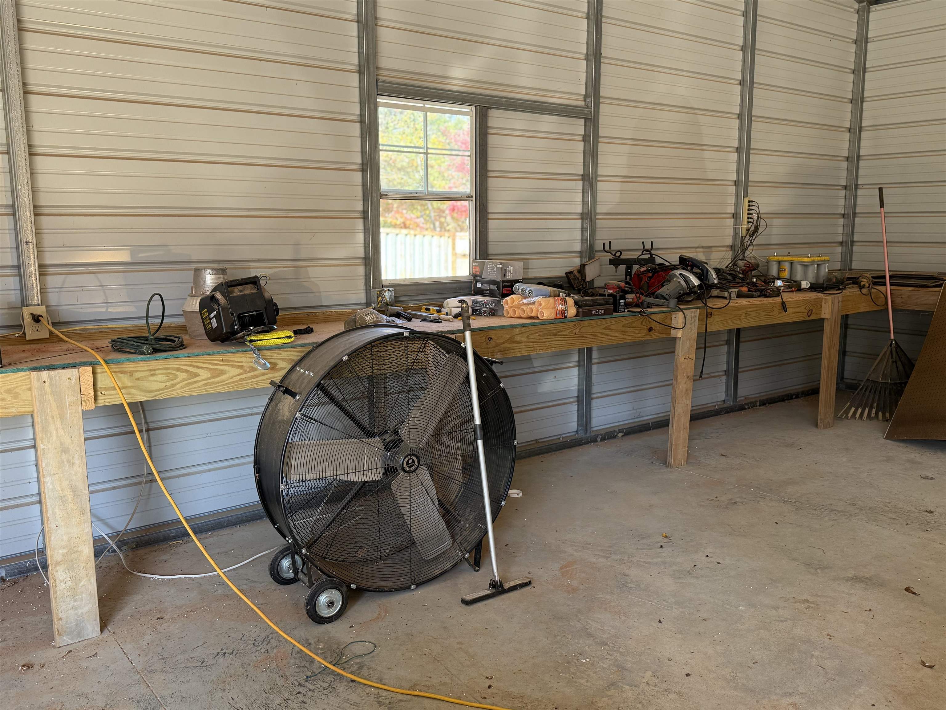 3180 Old Halls Creek Road, Beaver Dam, Kentucky 42320, 2 Bedrooms Bedrooms, ,1 BathroomBathrooms,Farm,For Sale,Old Halls Creek Road,93621