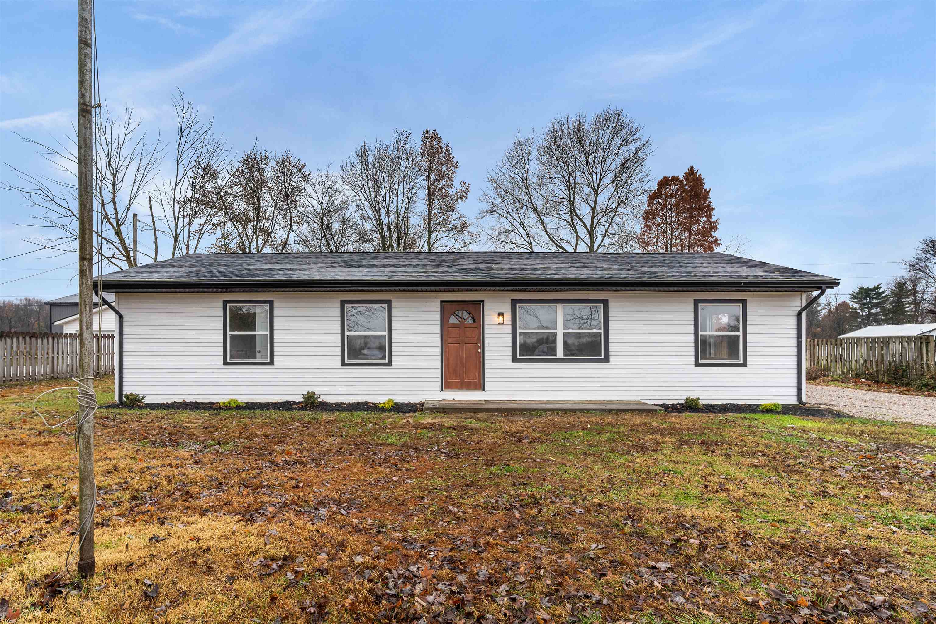 5004 Jones Road, Owensboro, Kentucky 42303, 4 Bedrooms Bedrooms, ,1 BathroomBathrooms,Single Family Residence,For Sale,Jones Road,93622