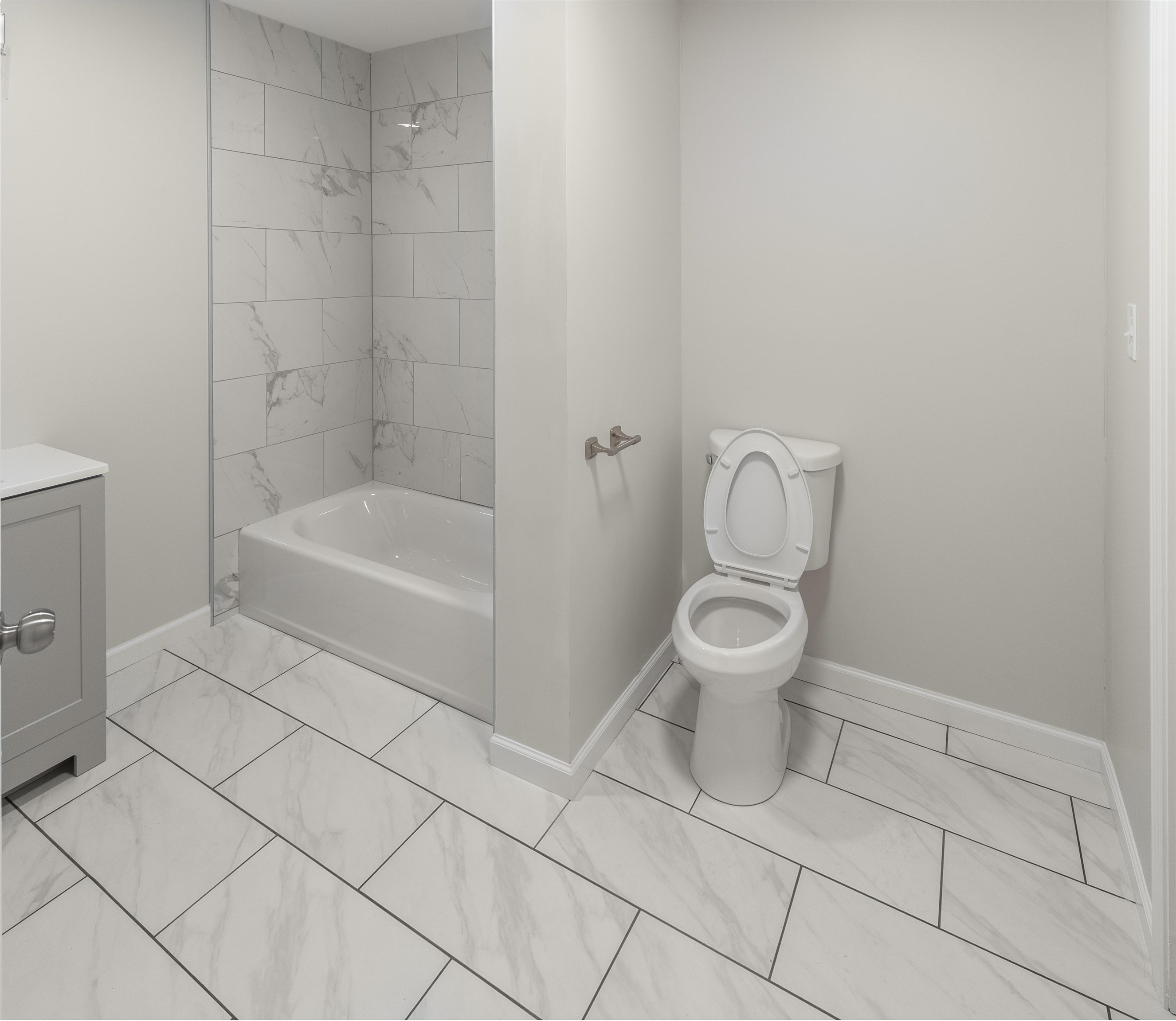 5004 Jones Road, Owensboro, Kentucky 42303, 4 Bedrooms Bedrooms, ,1 BathroomBathrooms,Single Family Residence,For Sale,Jones Road,93622