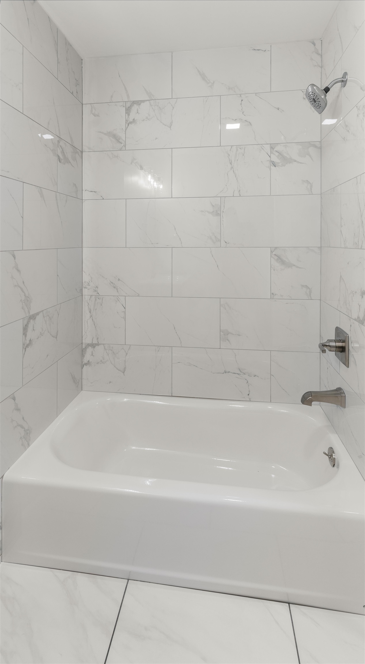 5004 Jones Road, Owensboro, Kentucky 42303, 4 Bedrooms Bedrooms, ,1 BathroomBathrooms,Single Family Residence,For Sale,Jones Road,93622