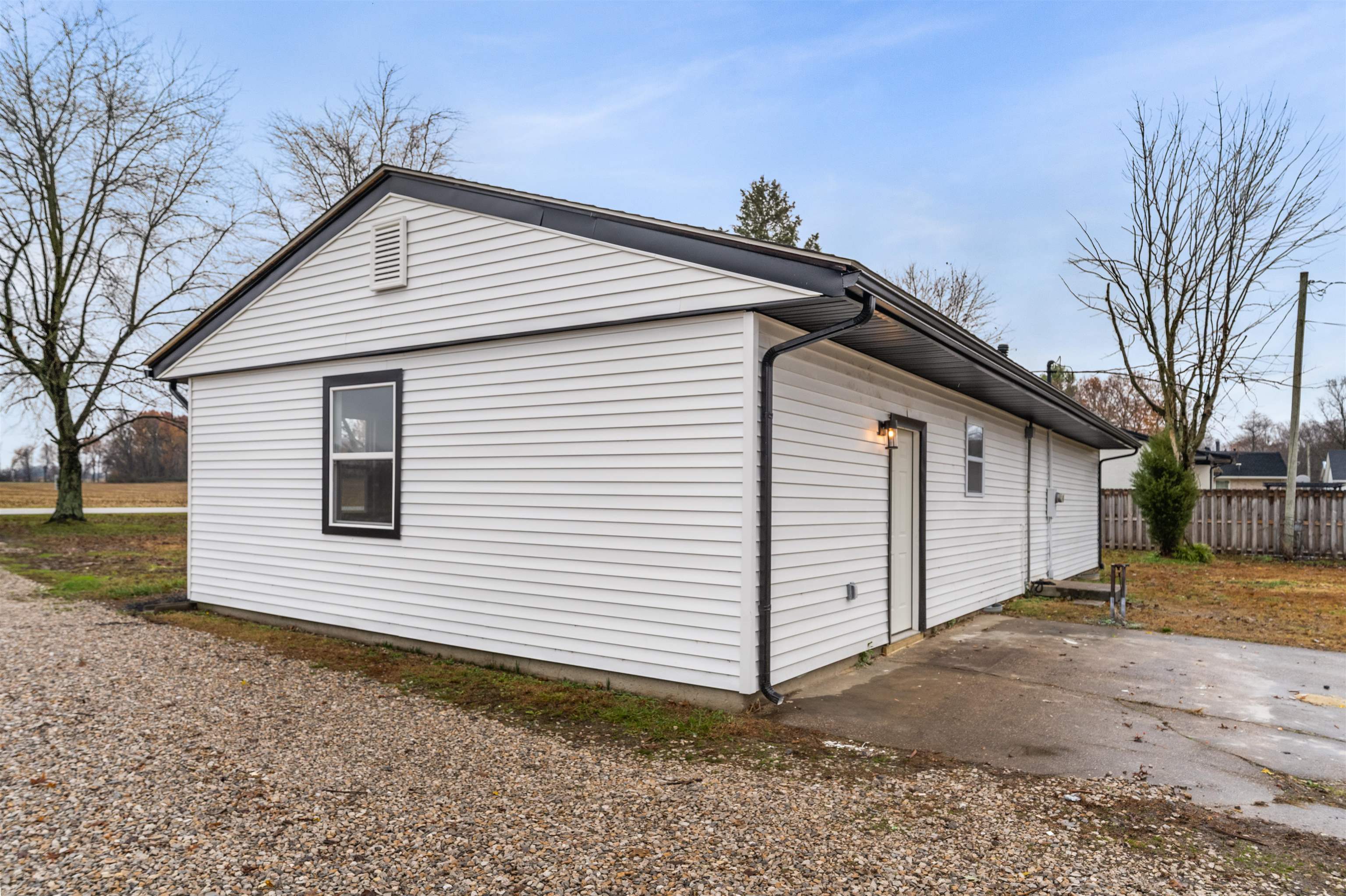 5004 Jones Road, Owensboro, Kentucky 42303, 4 Bedrooms Bedrooms, ,1 BathroomBathrooms,Single Family Residence,For Sale,Jones Road,93622