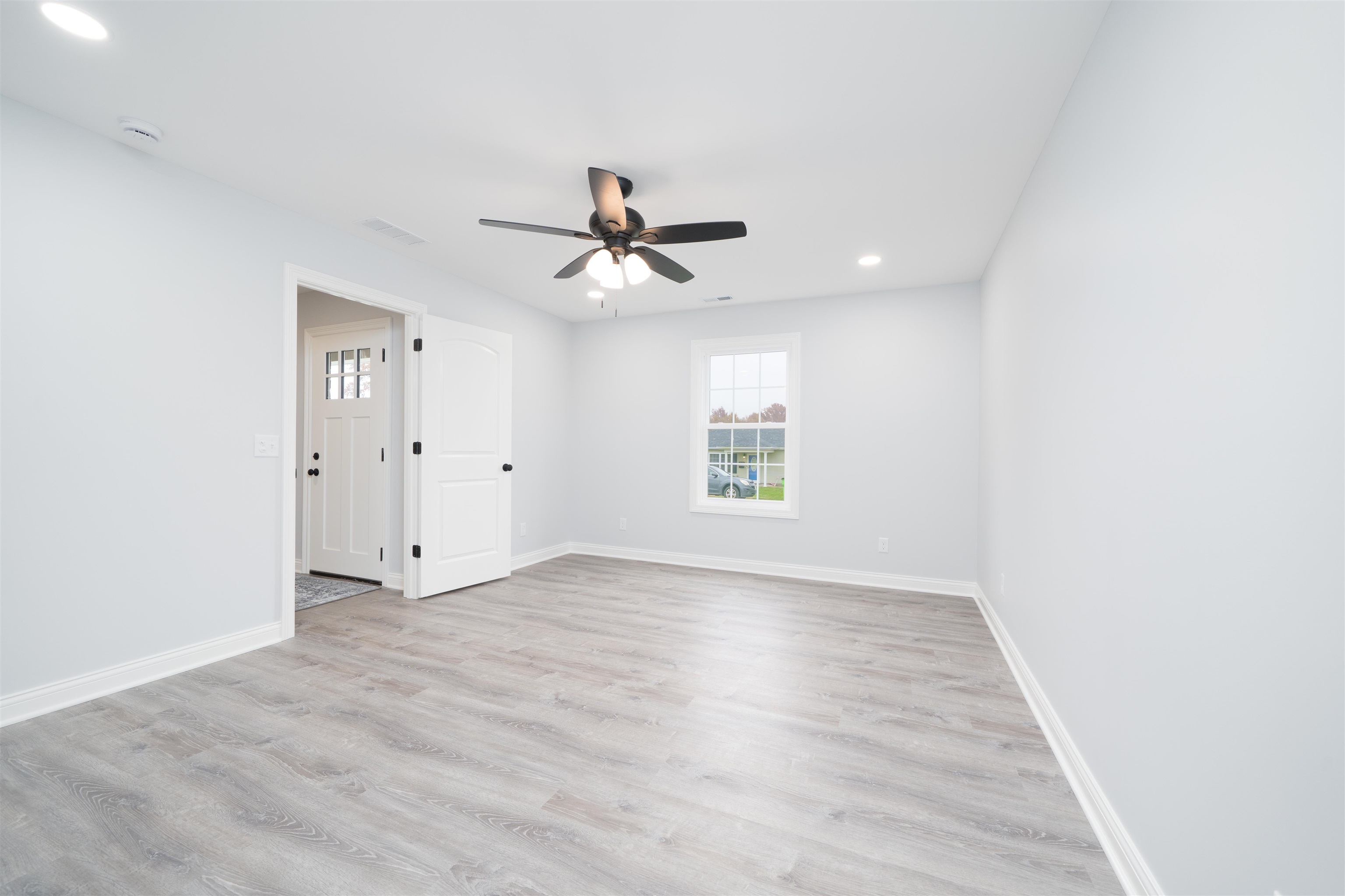 2523 8th St, Owensboro, Kentucky 42303, 3 Bedrooms Bedrooms, ,2 BathroomsBathrooms,Single Family Residence,For Sale,8th St,93624