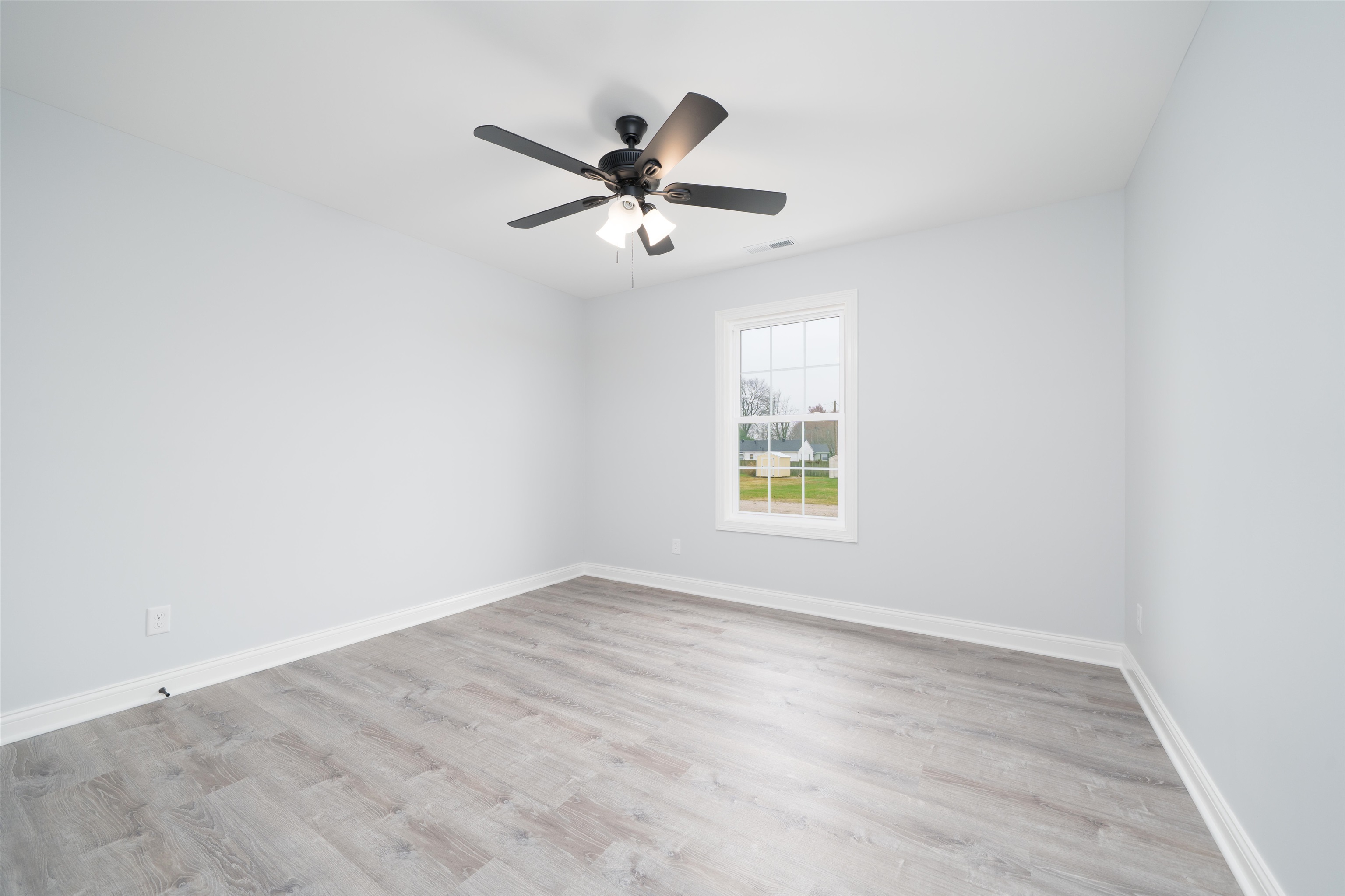 2523 8th St, Owensboro, Kentucky 42303, 3 Bedrooms Bedrooms, ,2 BathroomsBathrooms,Single Family Residence,For Sale,8th St,93624