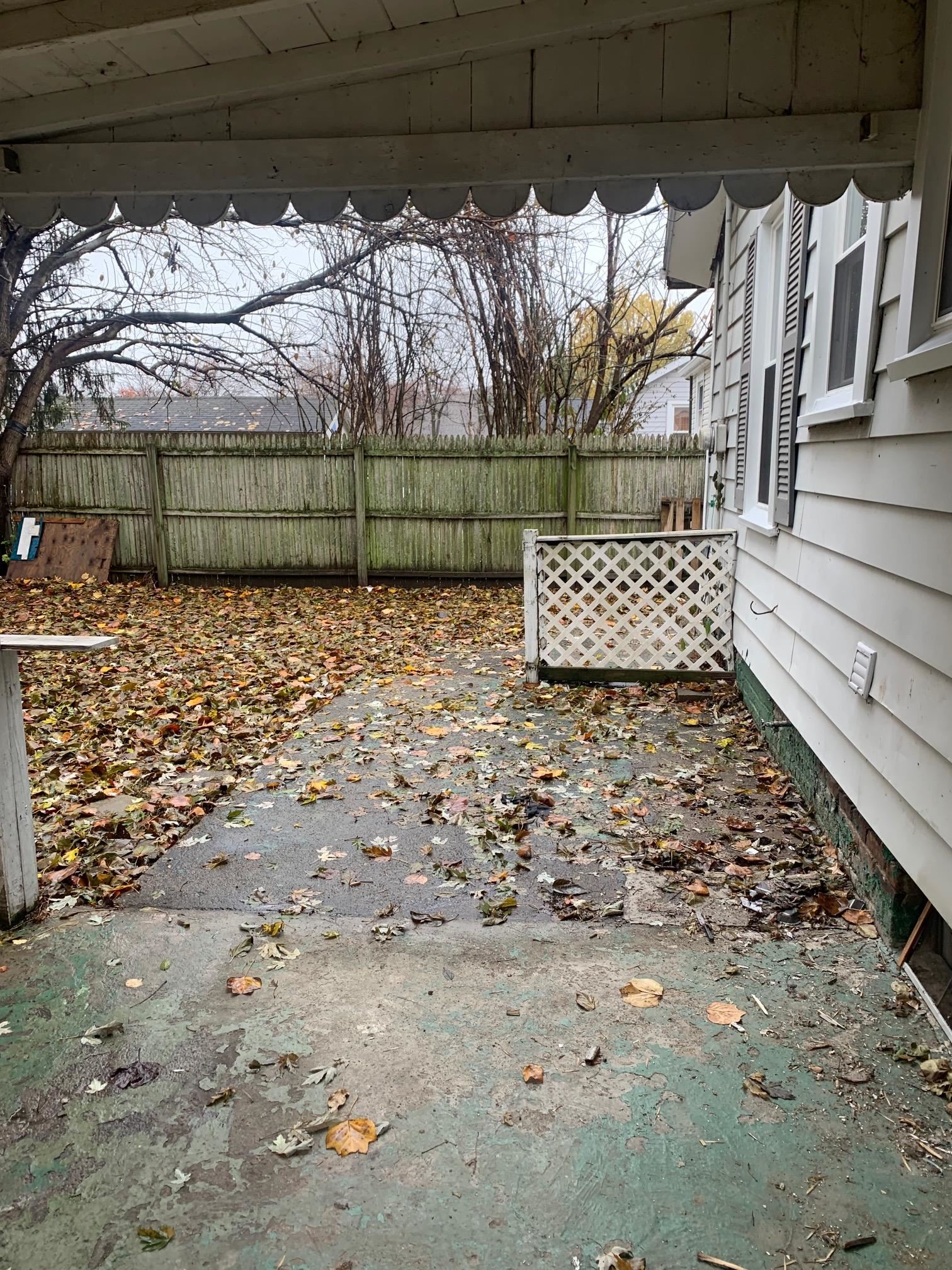 1710 4th Street, Owensboro, Kentucky 42301-1921, 3 Bedrooms Bedrooms, ,1 BathroomBathrooms,Single Family Residence,For Sale,4th Street,93626