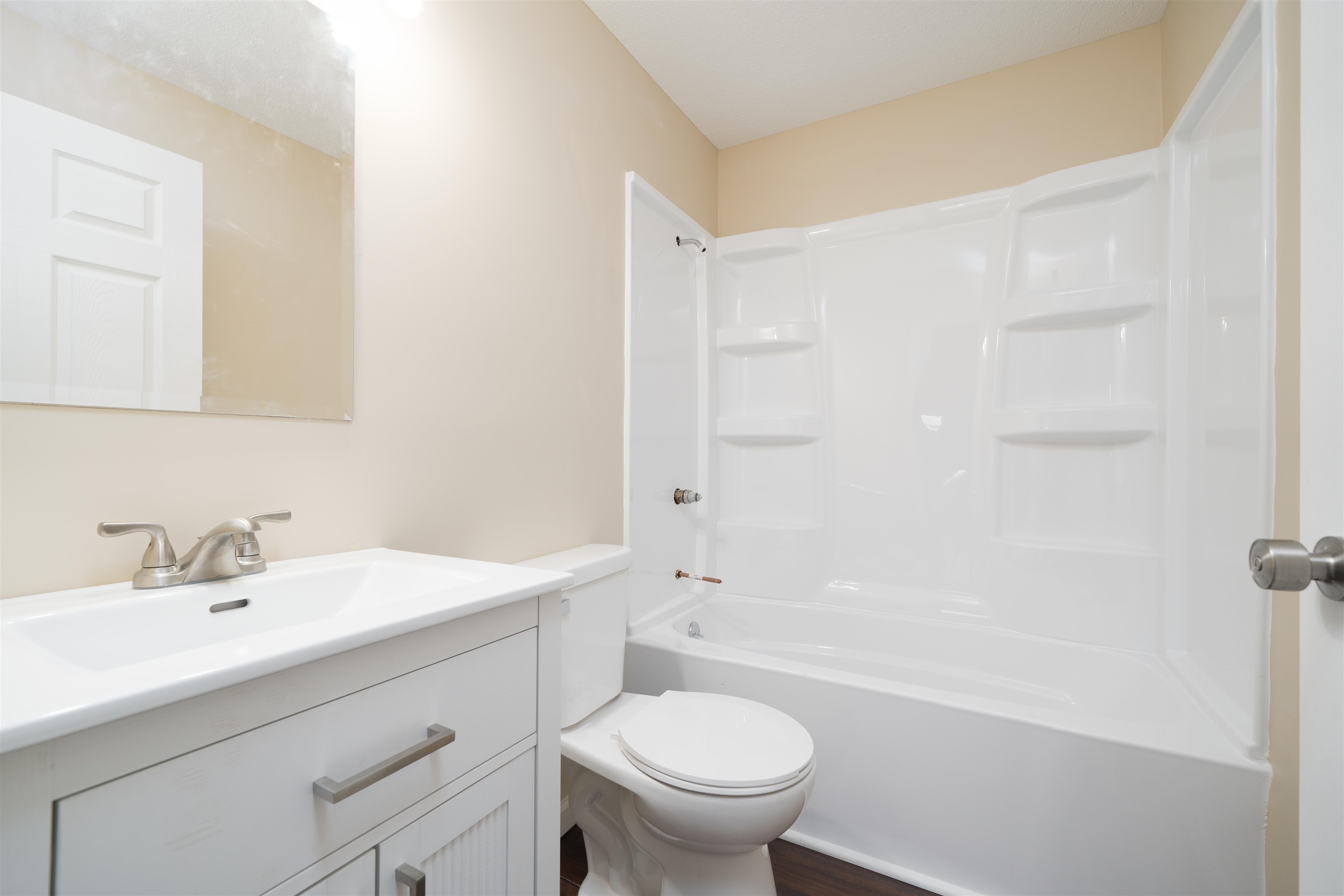 709 Poindexter St, Owensboro, Kentucky 42301, 2 Bedrooms Bedrooms, ,1 BathroomBathrooms,Single Family Residence,For Sale,Poindexter St,93630