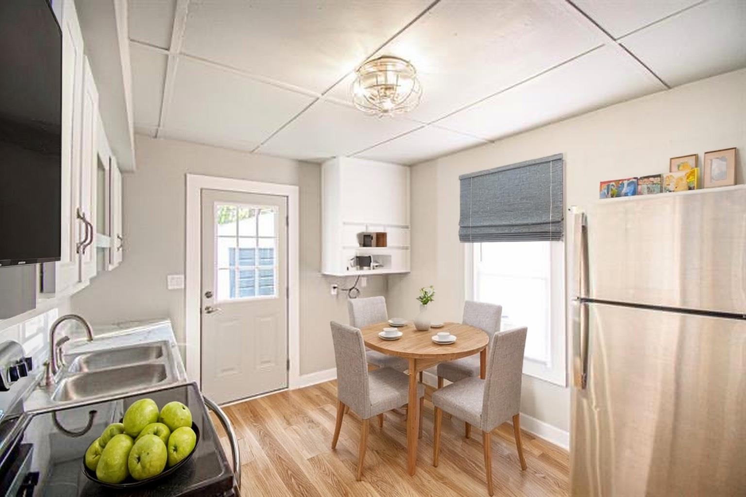 2514 Cravens Avenue, Owensboro, Kentucky 42301, 2 Bedrooms Bedrooms, ,1 BathroomBathrooms,Single Family Residence,For Sale,Cravens Avenue,93634