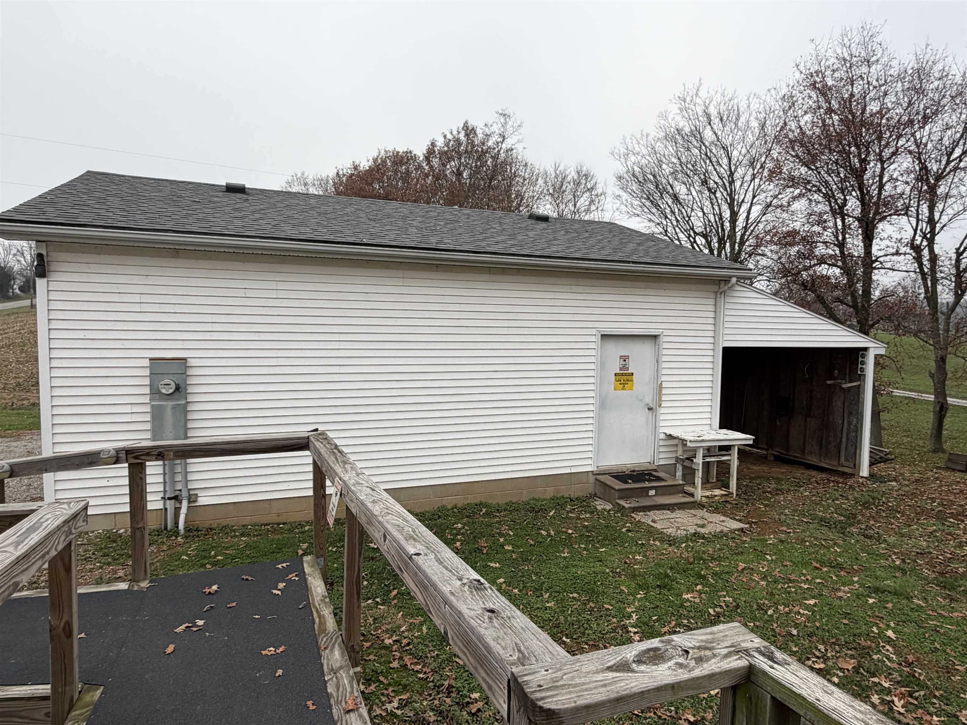 6326 Hwy 250, Calhoun, Kentucky 42327, 2 Bedrooms Bedrooms, ,1 BathroomBathrooms,Single Family Residence,For Sale,Hwy 250,93635