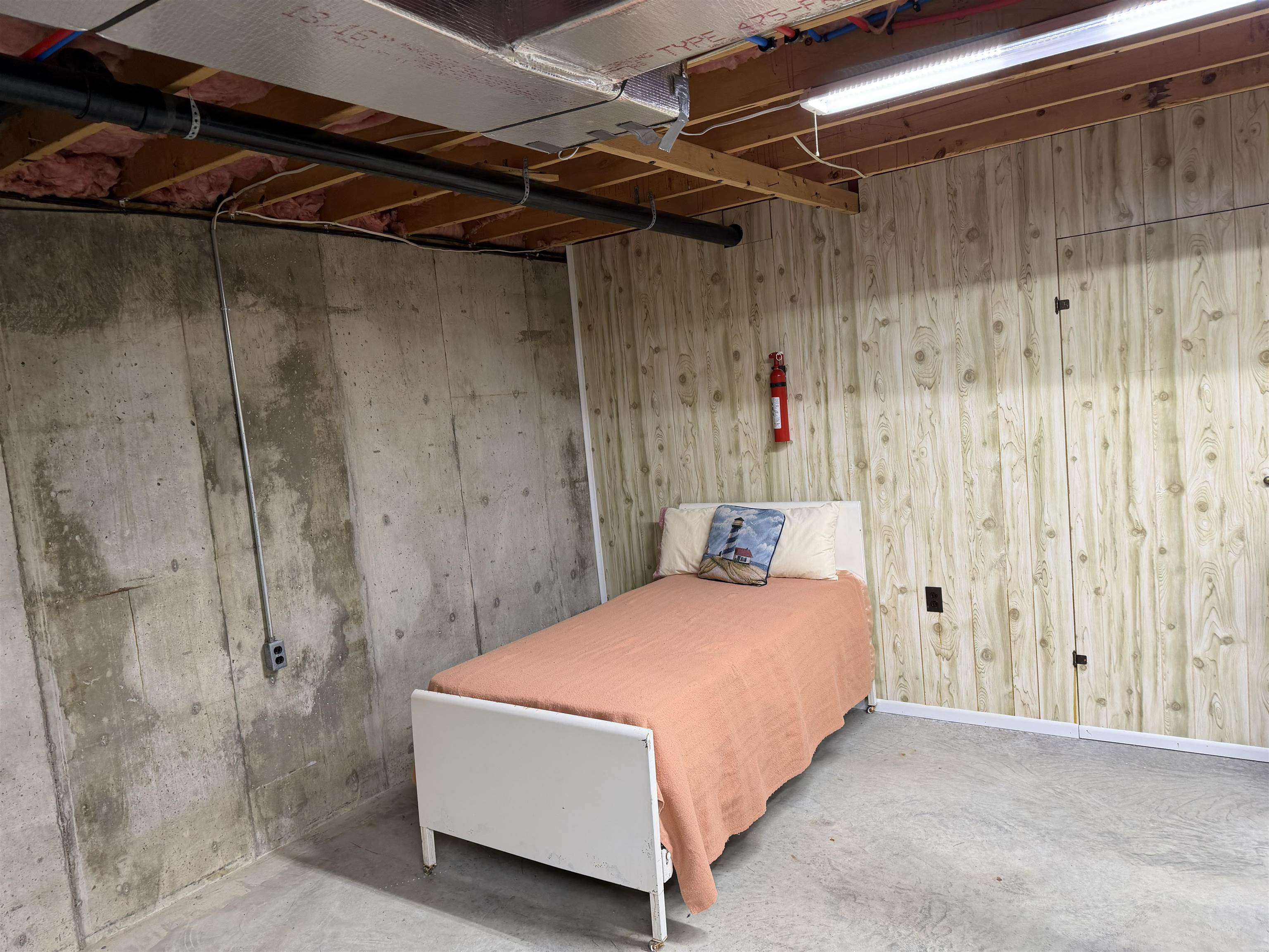 6326 Hwy 250, Calhoun, Kentucky 42327, 2 Bedrooms Bedrooms, ,1 BathroomBathrooms,Single Family Residence,For Sale,Hwy 250,93635