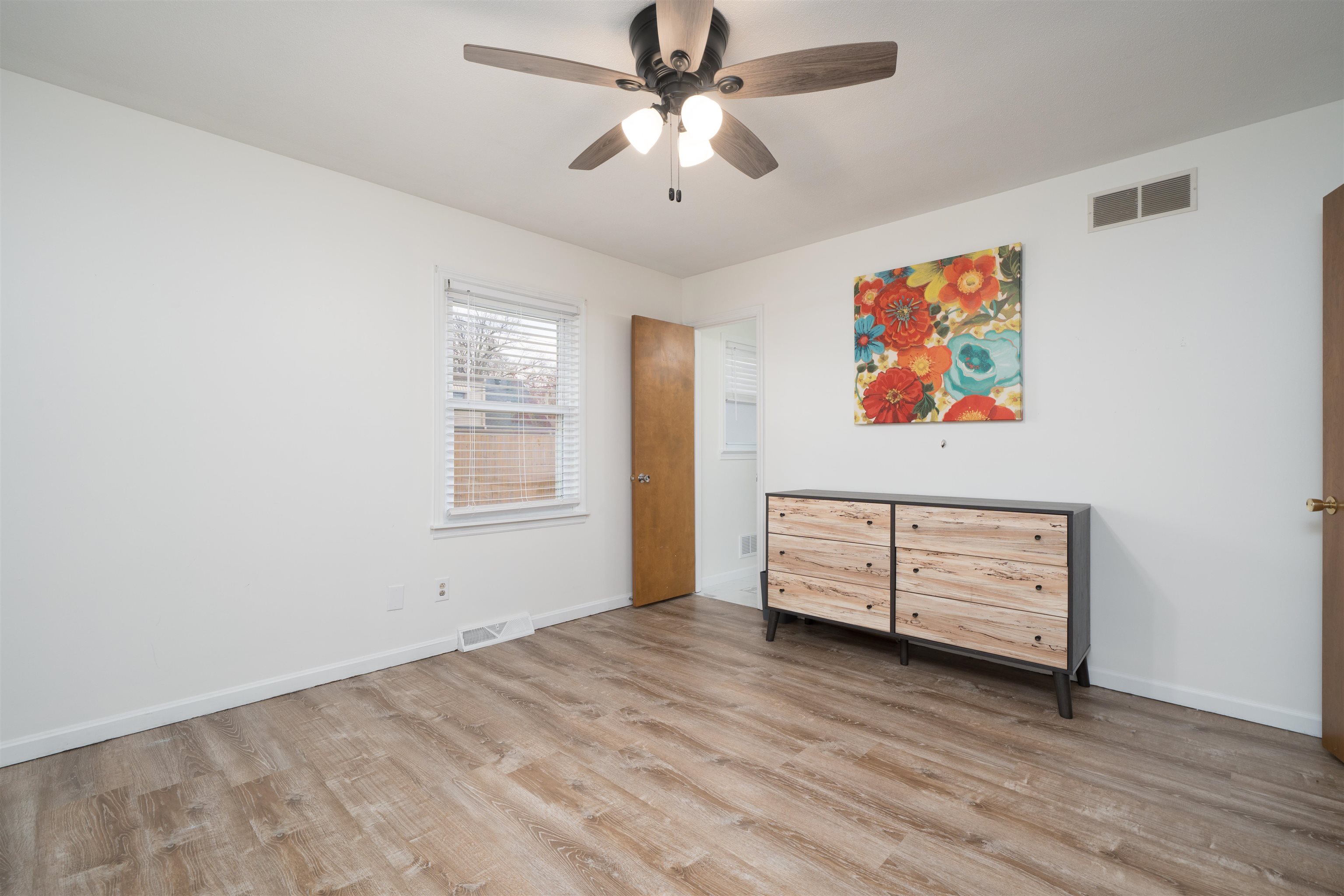 3521 Queens Way, Owensboro, Kentucky 42301, 3 Bedrooms Bedrooms, ,3 BathroomsBathrooms,Single Family Residence,For Sale,Queens Way,93654