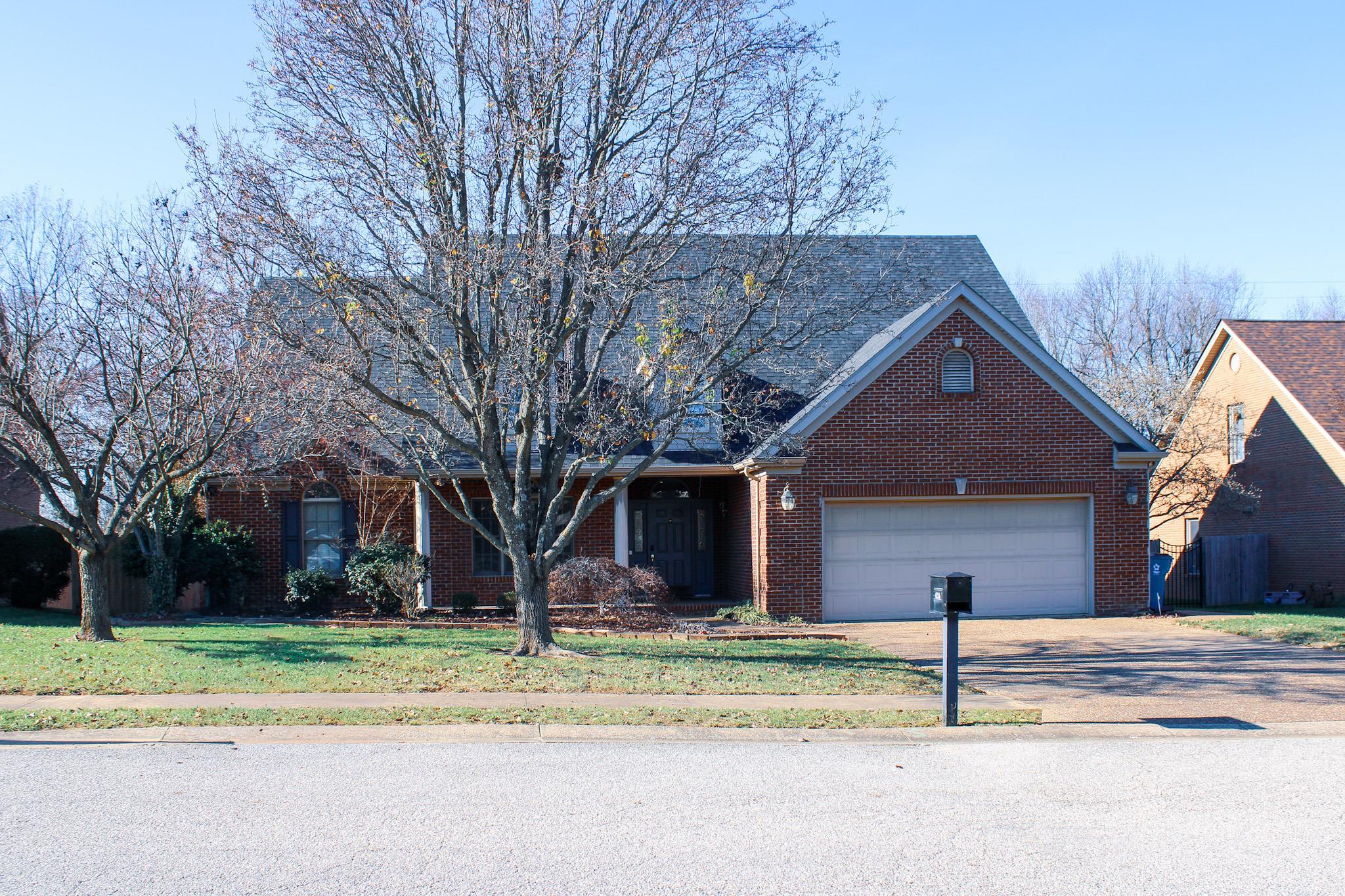 4236 Springhurst Ln, Owensboro, Kentucky 42303, 3 Bedrooms Bedrooms, ,2 BathroomsBathrooms,Single Family Residence,For Sale,Springhurst Ln,93668