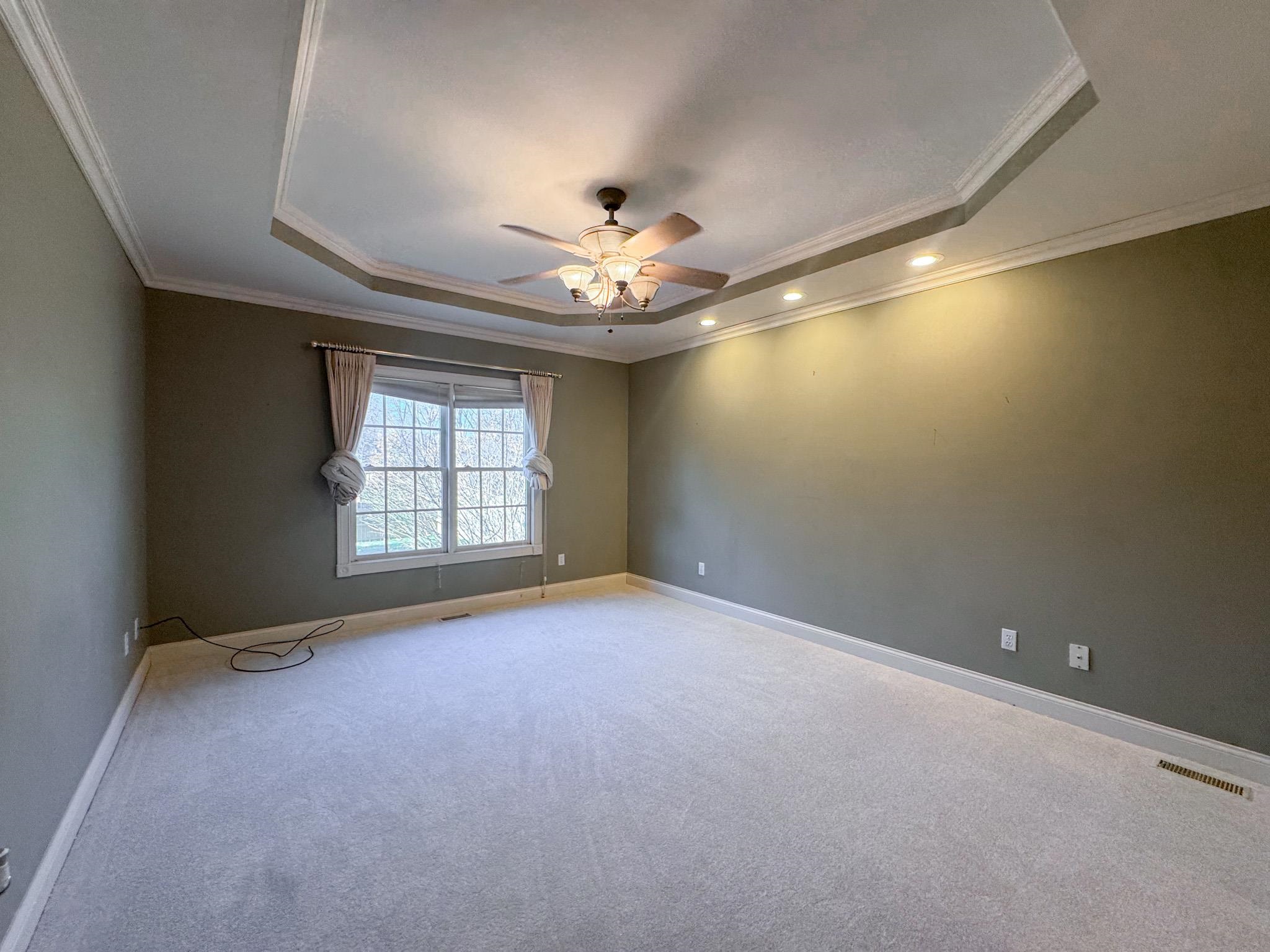 4236 Springhurst Ln, Owensboro, Kentucky 42303, 3 Bedrooms Bedrooms, ,2 BathroomsBathrooms,Single Family Residence,For Sale,Springhurst Ln,93668