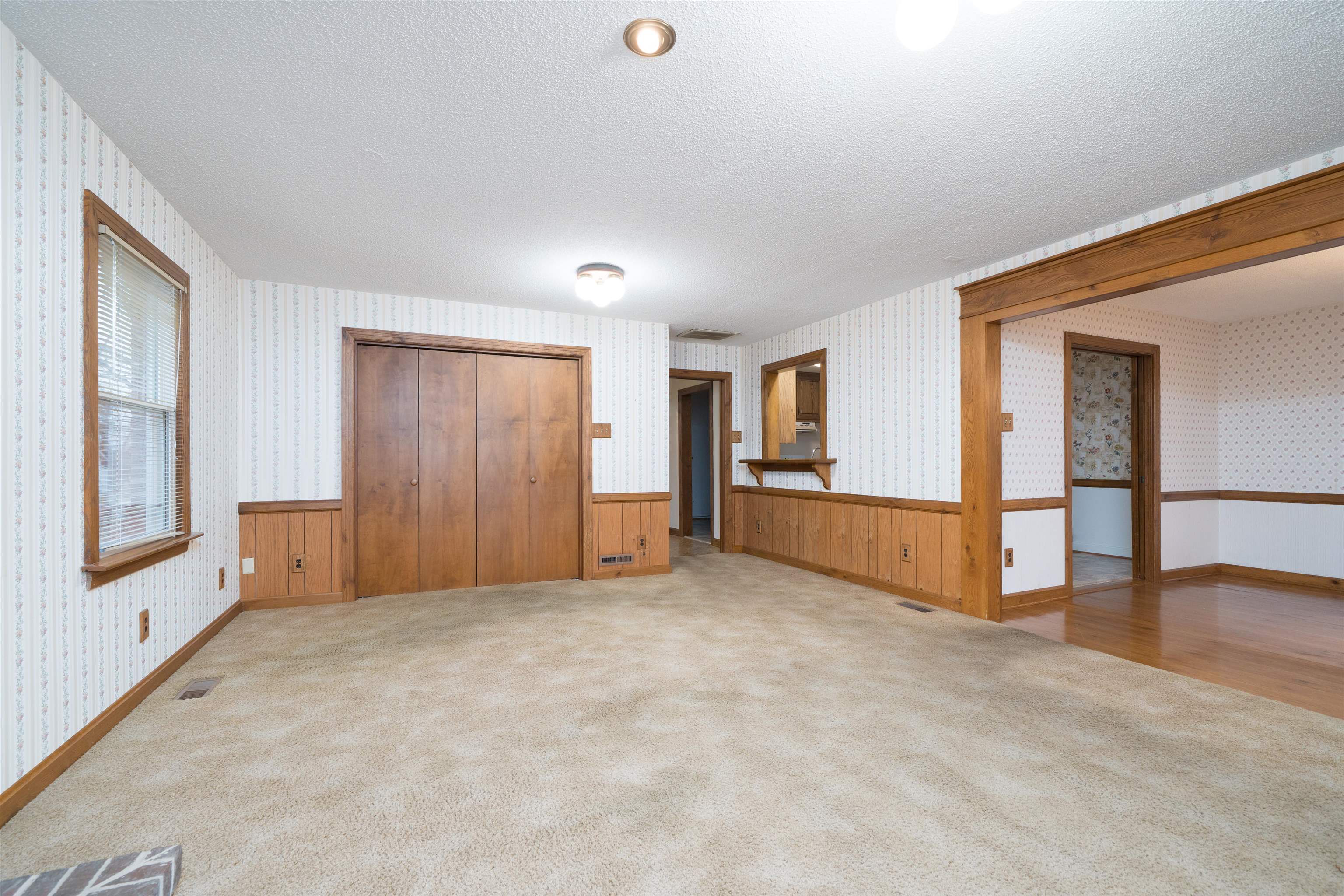 1728 Saint Marys Avenue, Owensboro, Kentucky 42301, 3 Bedrooms Bedrooms, ,2 BathroomsBathrooms,Single Family Residence,For Sale,Saint Marys Avenue,93670