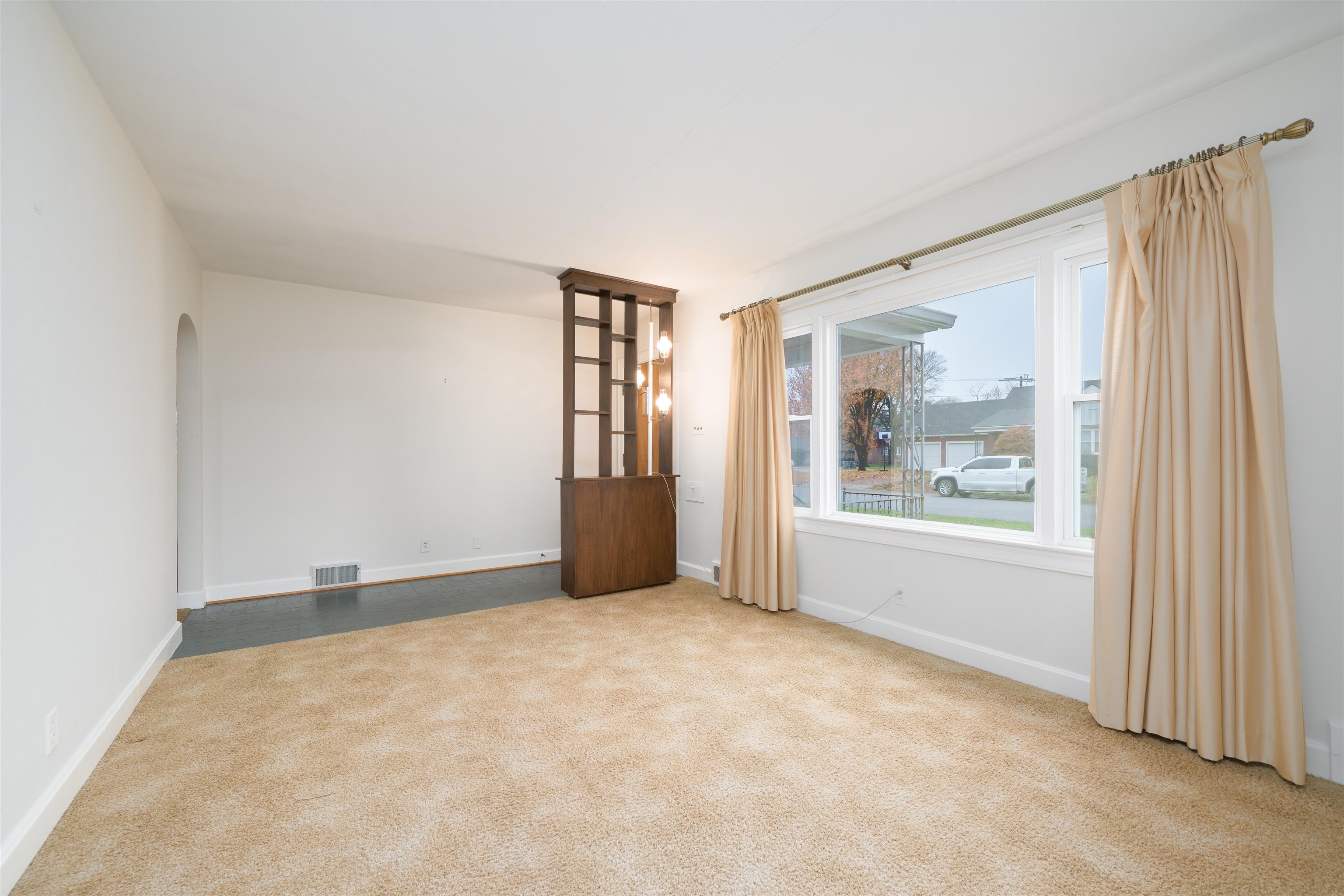 1728 Saint Marys Avenue, Owensboro, Kentucky 42301, 3 Bedrooms Bedrooms, ,2 BathroomsBathrooms,Single Family Residence,For Sale,Saint Marys Avenue,93670