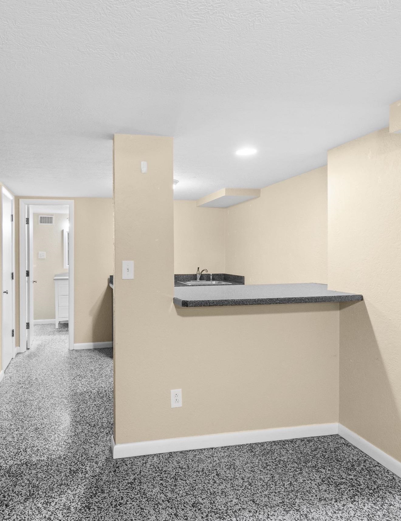 2121 Bittel Road, Owensboro, Kentucky 42301, 3 Bedrooms Bedrooms, ,3 BathroomsBathrooms,Single Family Residence,For Sale,Bittel Road,93671