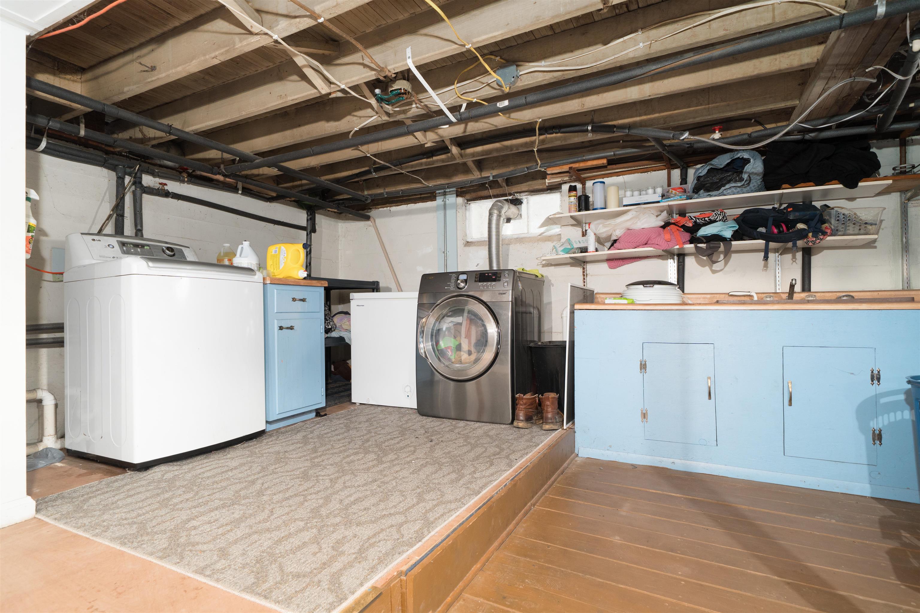 1115 West Parrish Ave, Owensboro, Kentucky 42301, 3 Bedrooms Bedrooms, ,1 BathroomBathrooms,Single Family Residence,For Sale,West Parrish Ave,93672