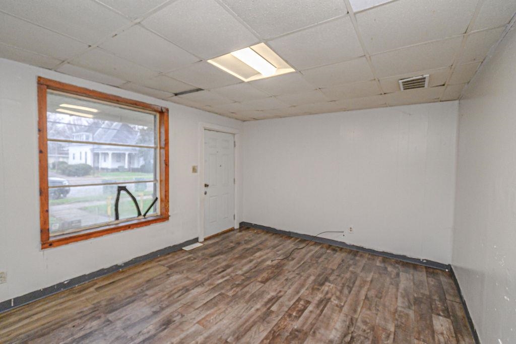 1005 2nd Street, Owensboro, Kentucky 42301, 4 Bedrooms Bedrooms, ,2 BathroomsBathrooms,Duplex,For Sale,2nd Street,93674