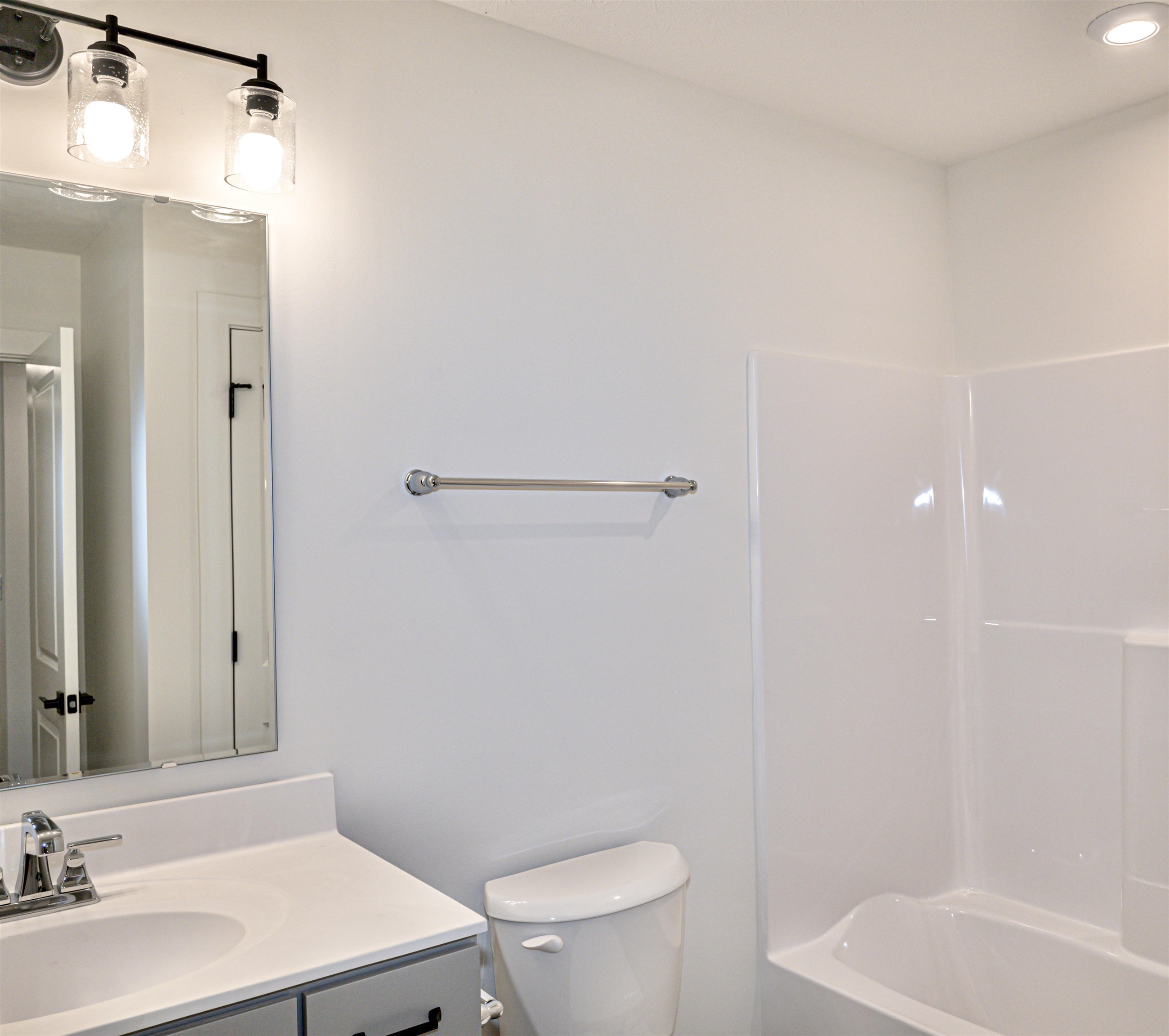 4123 Pinta Dr, Owensboro, Kentucky 42301, 4 Bedrooms Bedrooms, ,2 BathroomsBathrooms,Single Family Residence,For Sale,Pinta Dr,93676