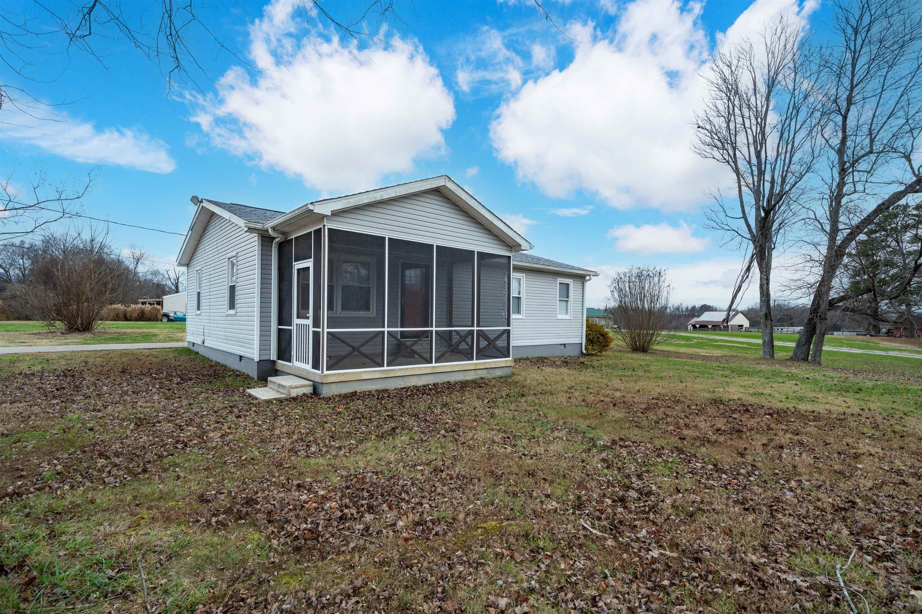 26 Mahaney Ln, Utica, Kentucky 42376, 2 Bedrooms Bedrooms, ,1 BathroomBathrooms,Single Family Residence,For Sale,Mahaney Ln,93677