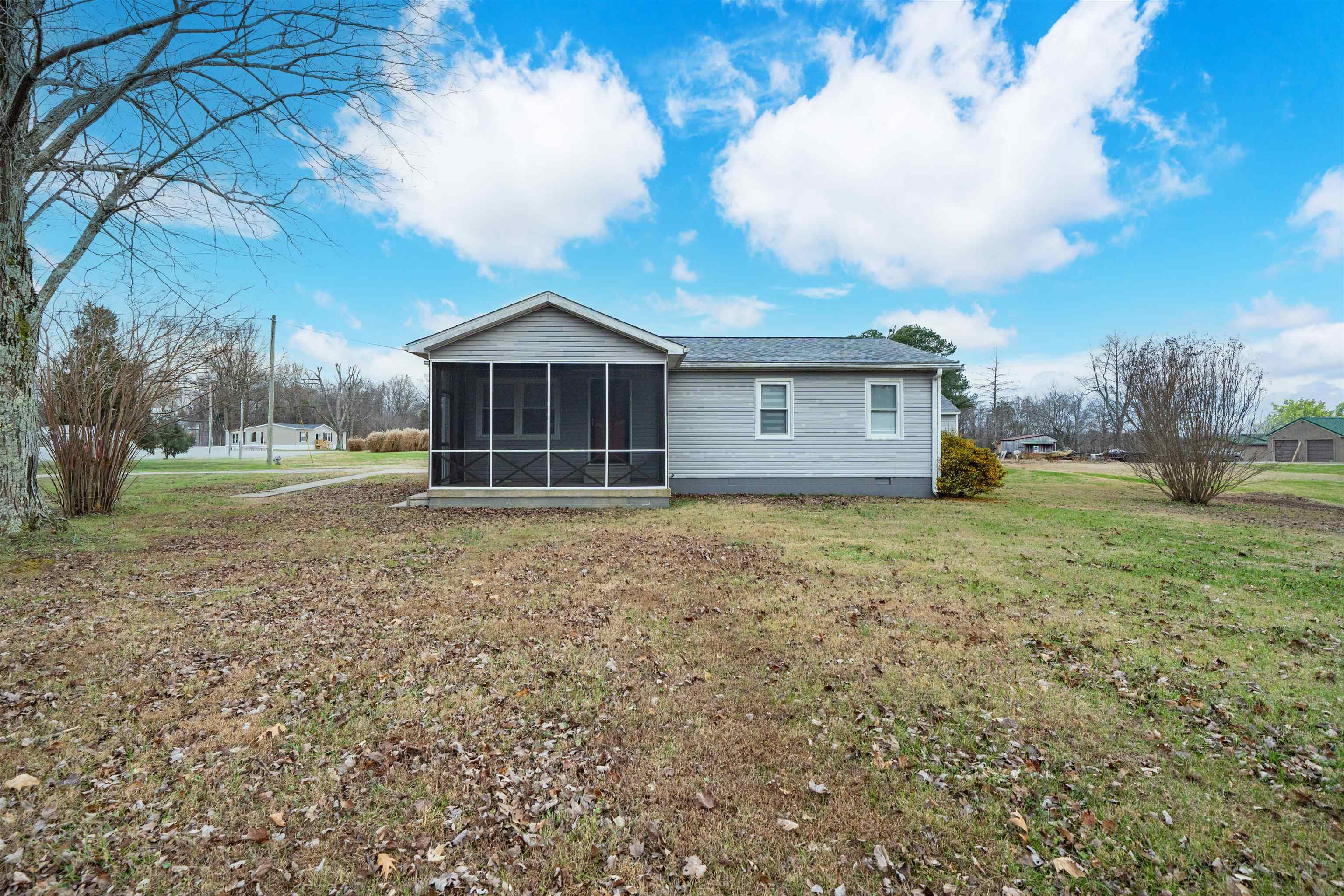 26 Mahaney Ln, Utica, Kentucky 42376, 2 Bedrooms Bedrooms, ,1 BathroomBathrooms,Single Family Residence,For Sale,Mahaney Ln,93677