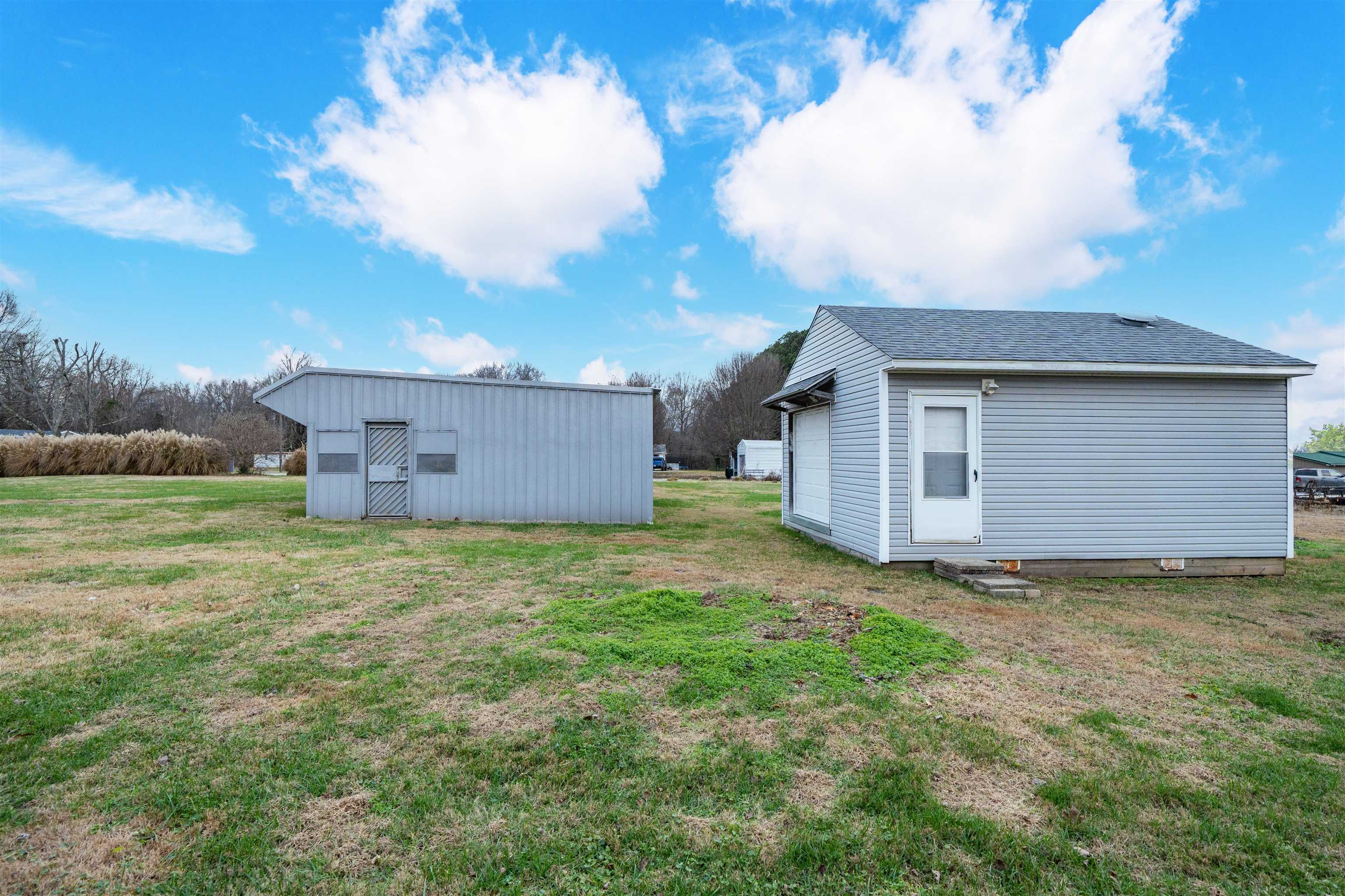 26 Mahaney Ln, Utica, Kentucky 42376, 2 Bedrooms Bedrooms, ,1 BathroomBathrooms,Single Family Residence,For Sale,Mahaney Ln,93677