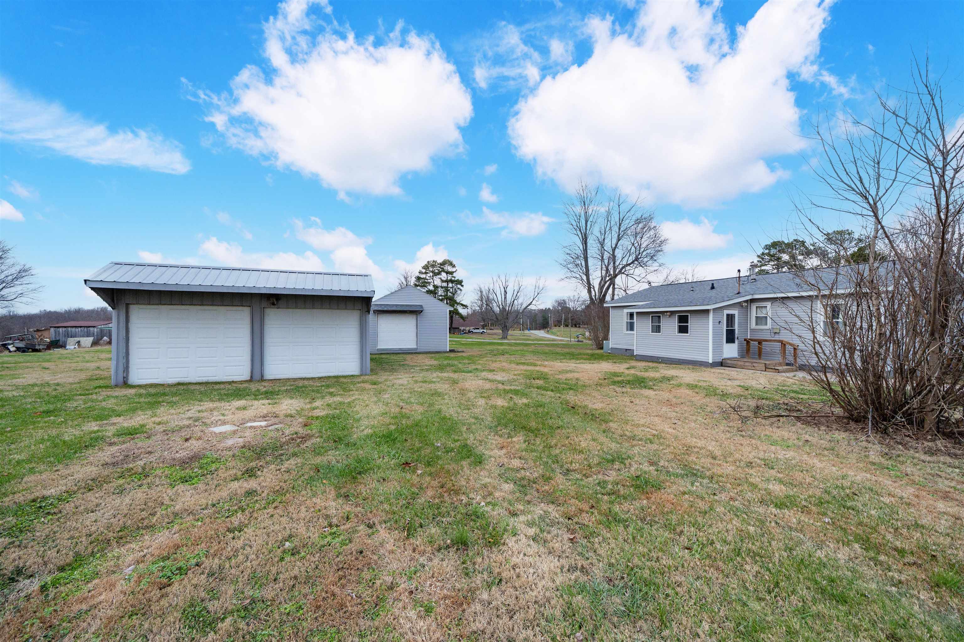 26 Mahaney Ln, Utica, Kentucky 42376, 2 Bedrooms Bedrooms, ,1 BathroomBathrooms,Single Family Residence,For Sale,Mahaney Ln,93677