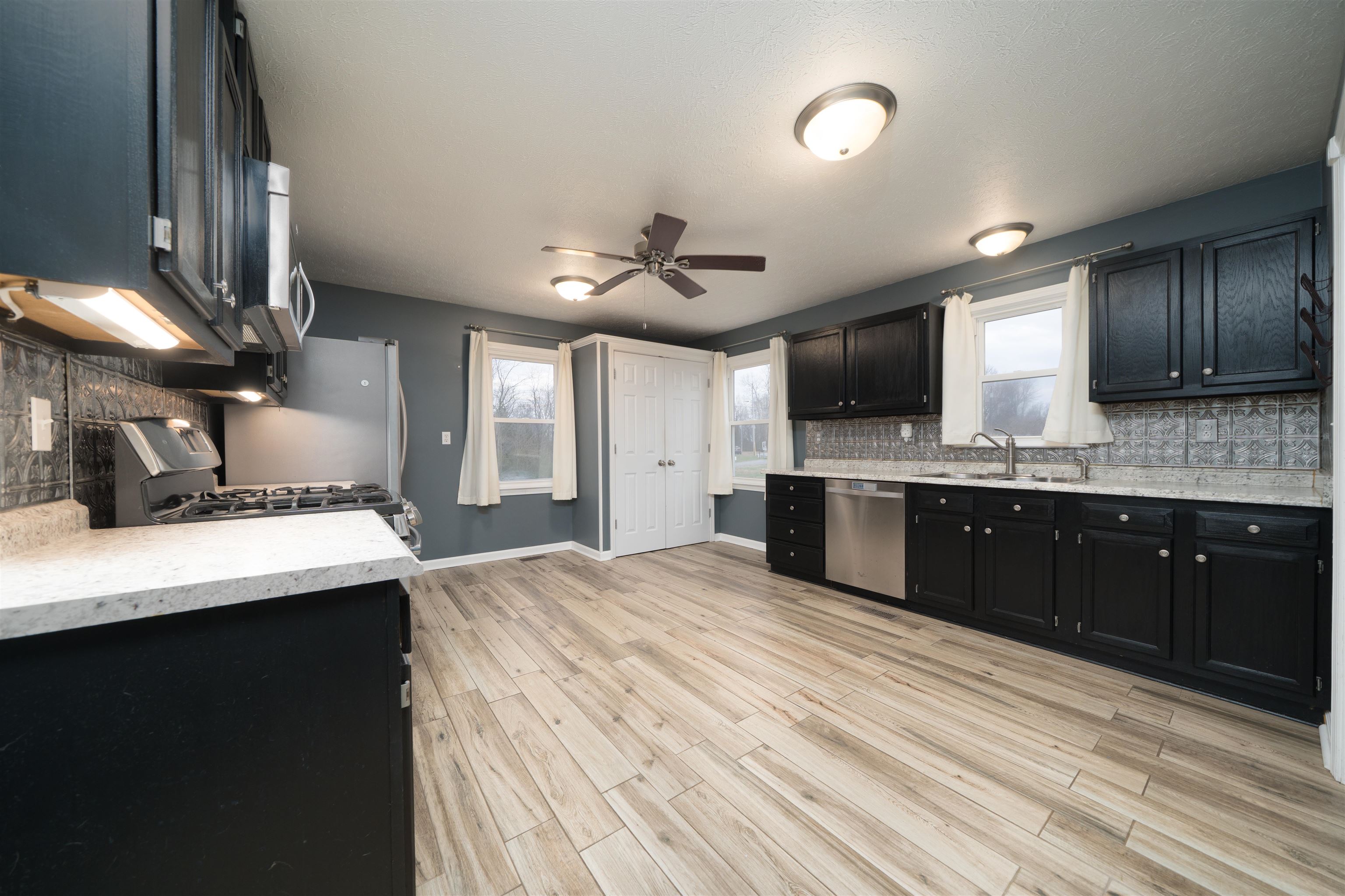 26 Mahaney Ln, Utica, Kentucky 42376, 2 Bedrooms Bedrooms, ,1 BathroomBathrooms,Single Family Residence,For Sale,Mahaney Ln,93677