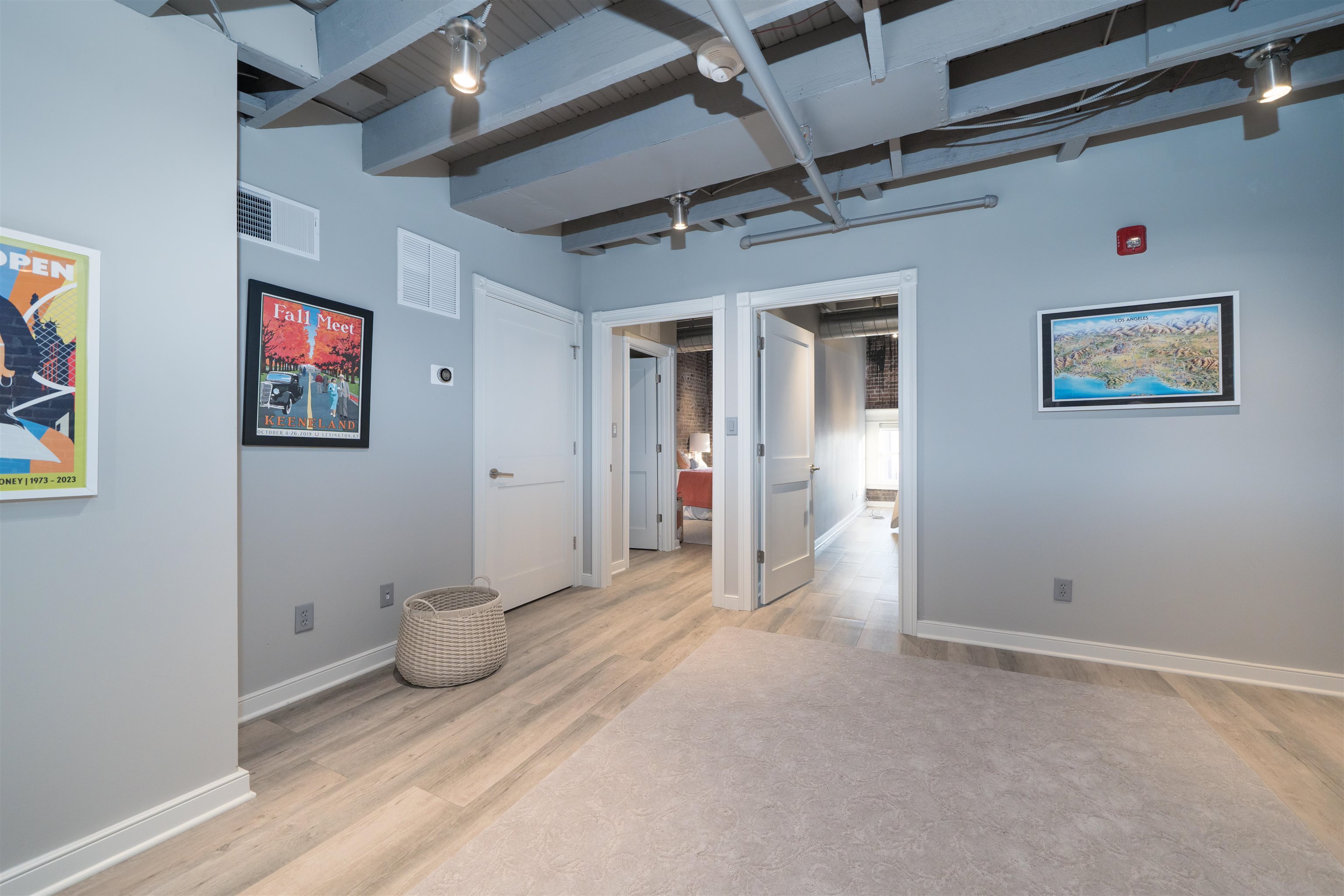 119 East 2nd St, Owensboro, Kentucky 42303, 3 Bedrooms Bedrooms, ,3 BathroomsBathrooms,Condominium,For Sale,East 2nd St,93679