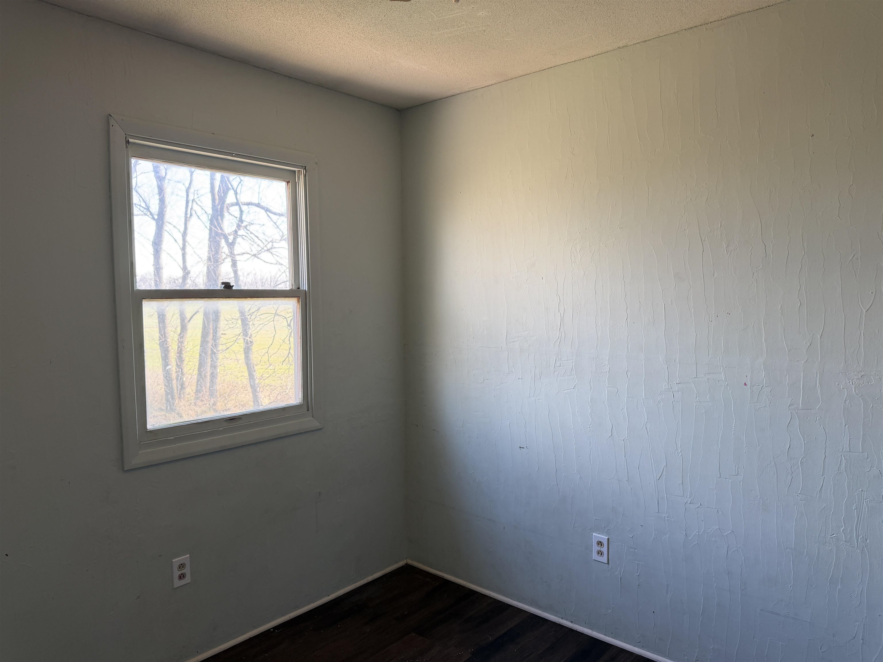 6239 Frederica, Owensboro, Kentucky 42301, 3 Bedrooms Bedrooms, ,1 BathroomBathrooms,Single Family Residence,For Sale,Frederica,93680