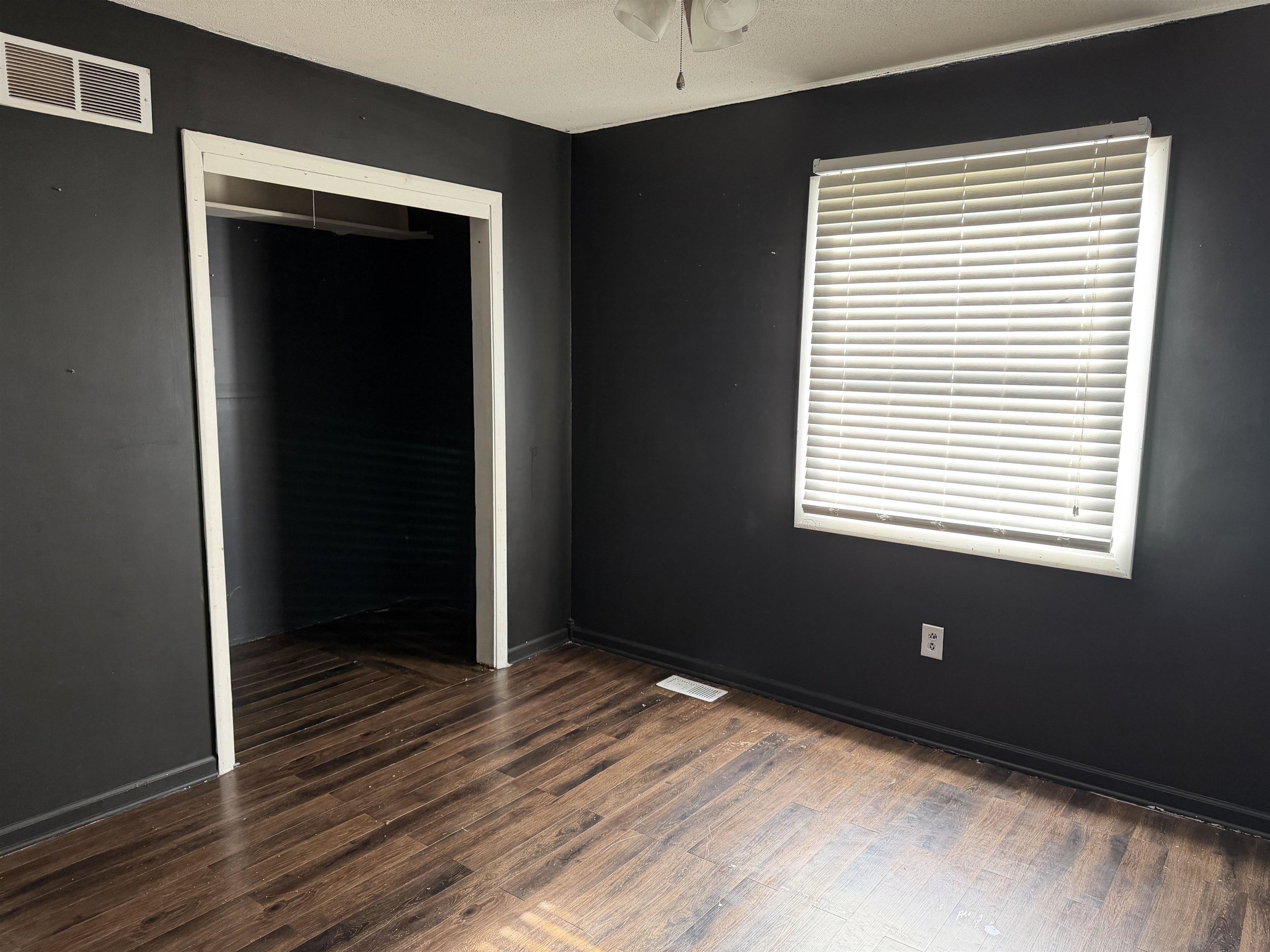 6239 Frederica, Owensboro, Kentucky 42301, 3 Bedrooms Bedrooms, ,1 BathroomBathrooms,Single Family Residence,For Sale,Frederica,93680