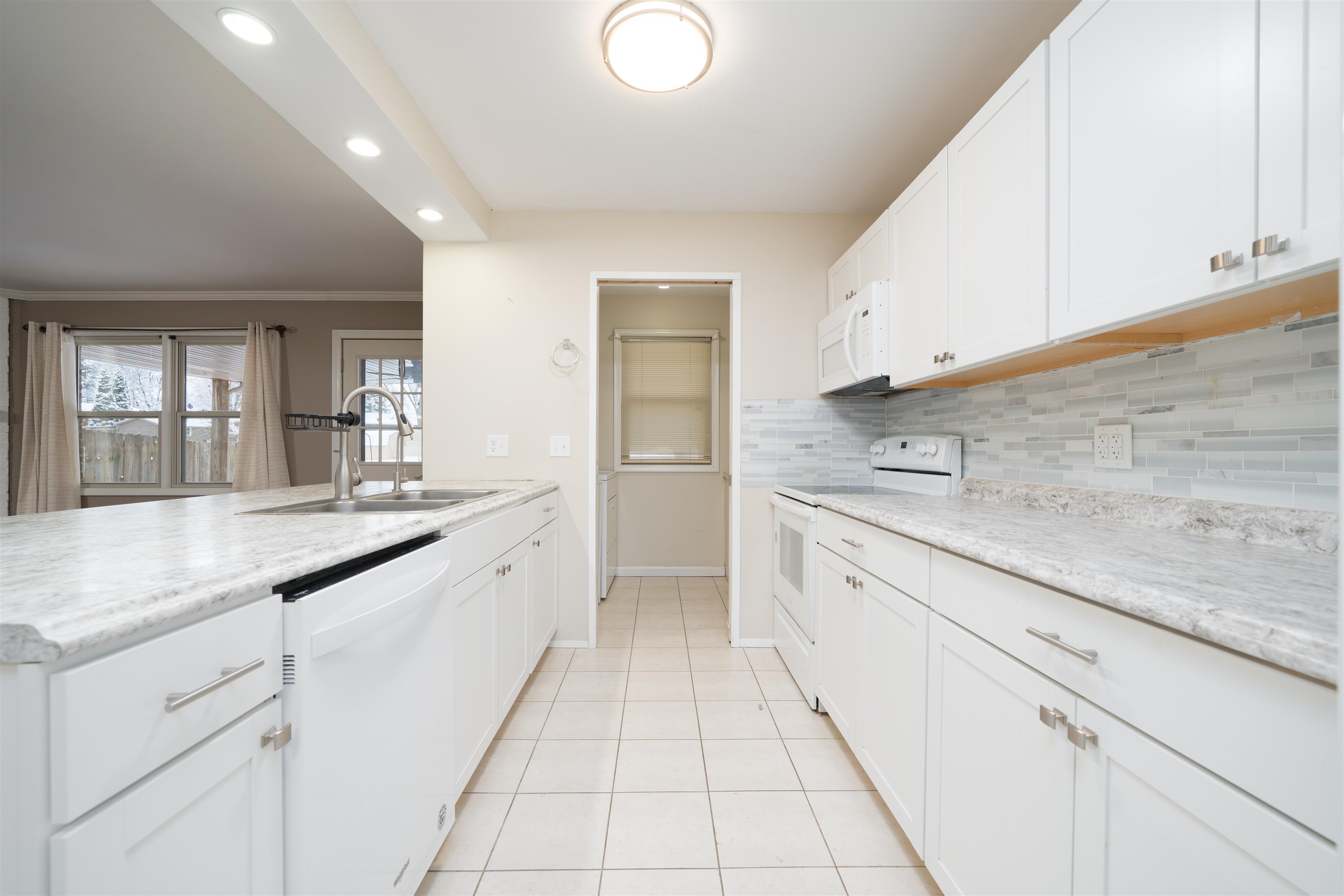 4318 Yewells Landing, Owensboro, Kentucky 42303, 3 Bedrooms Bedrooms, ,2 BathroomsBathrooms,Single Family Residence,For Sale,Yewells Landing,93683