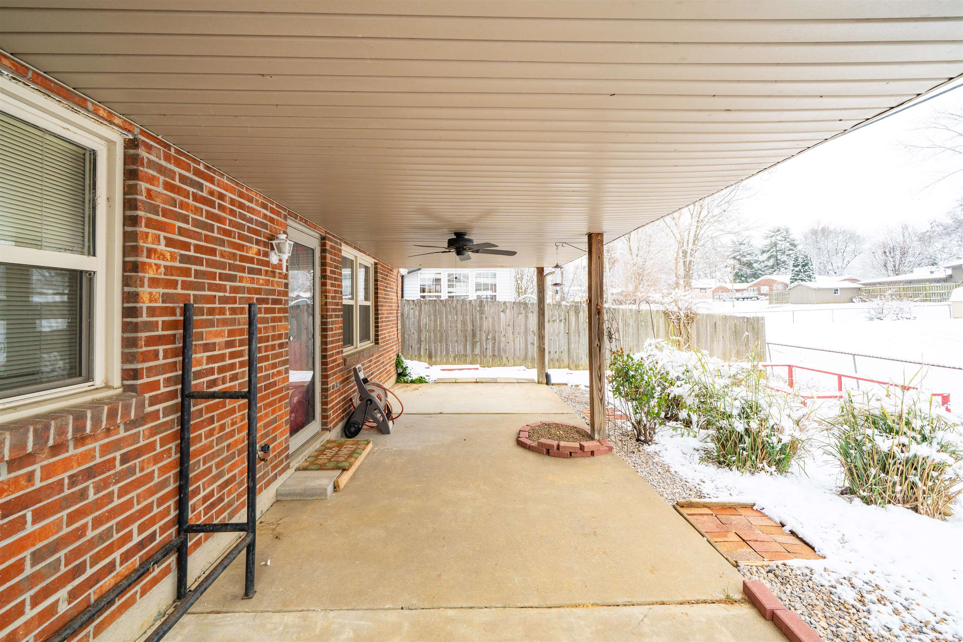 4318 Yewells Landing, Owensboro, Kentucky 42303, 3 Bedrooms Bedrooms, ,2 BathroomsBathrooms,Single Family Residence,For Sale,Yewells Landing,93683