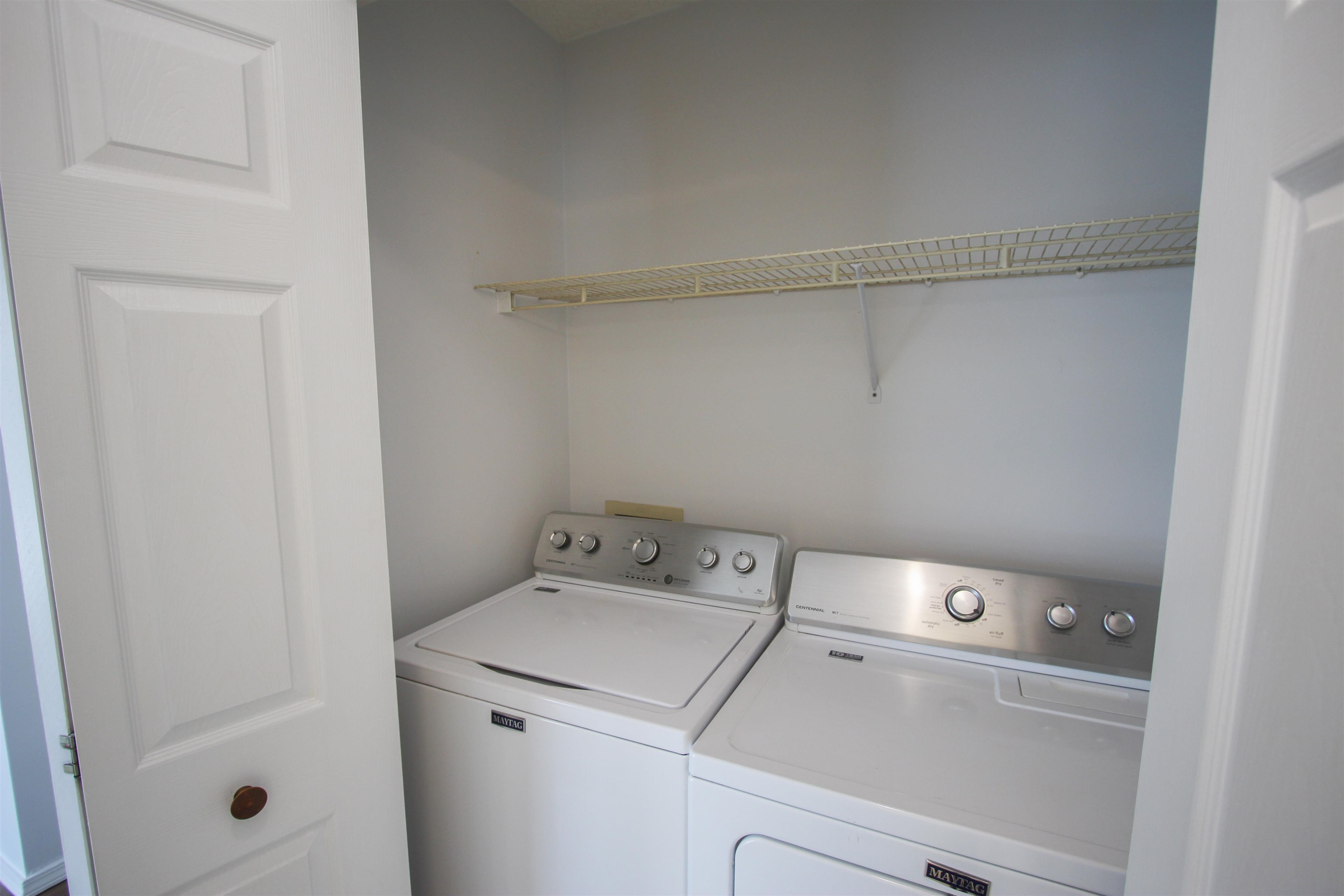 4601 Strickland Drive, Owensboro, Kentucky 42301, 4 Bedrooms Bedrooms, ,2 BathroomsBathrooms,Single Family Residence,For Sale,Strickland Drive,93691