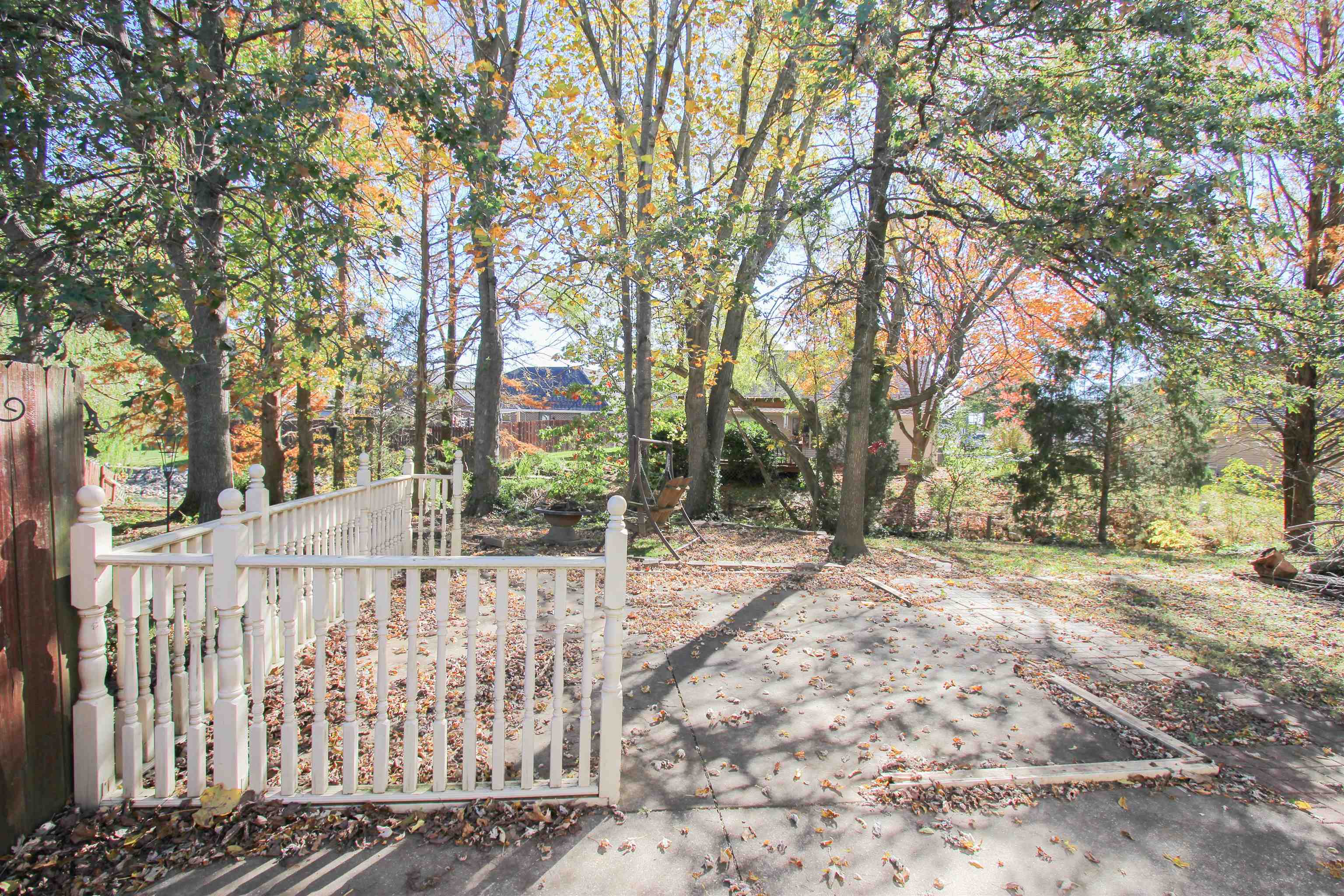 4601 Strickland Drive, Owensboro, Kentucky 42301, 4 Bedrooms Bedrooms, ,2 BathroomsBathrooms,Single Family Residence,For Sale,Strickland Drive,93691