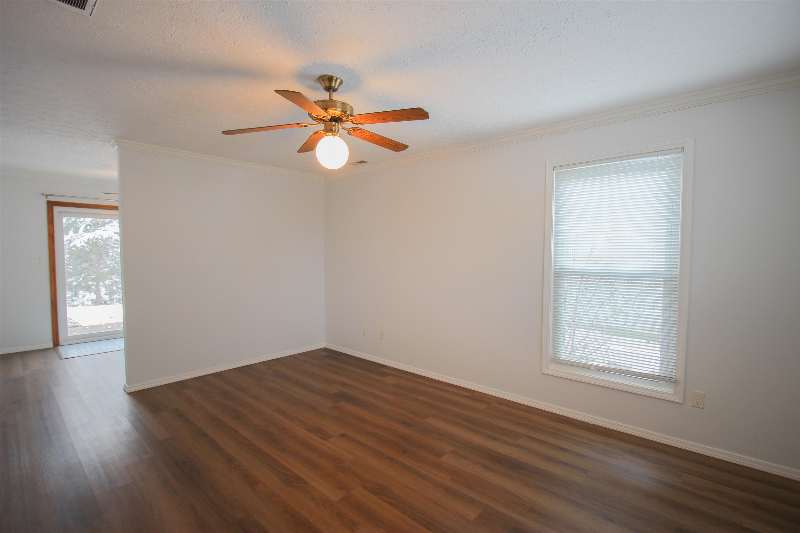 4601 Strickland Drive, Owensboro, Kentucky 42301, 4 Bedrooms Bedrooms, ,2 BathroomsBathrooms,Single Family Residence,For Sale,Strickland Drive,93691