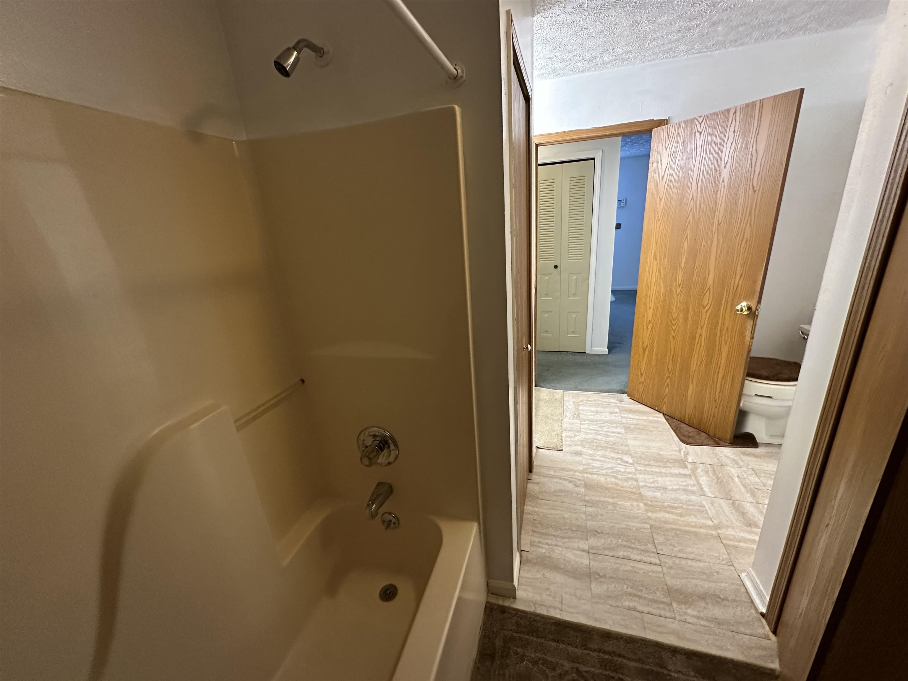 600 Poplar St, Owensboro, Kentucky 42301, 2 Bedrooms Bedrooms, ,1 BathroomBathrooms,Single Family Residence,For Sale,Poplar St,93695