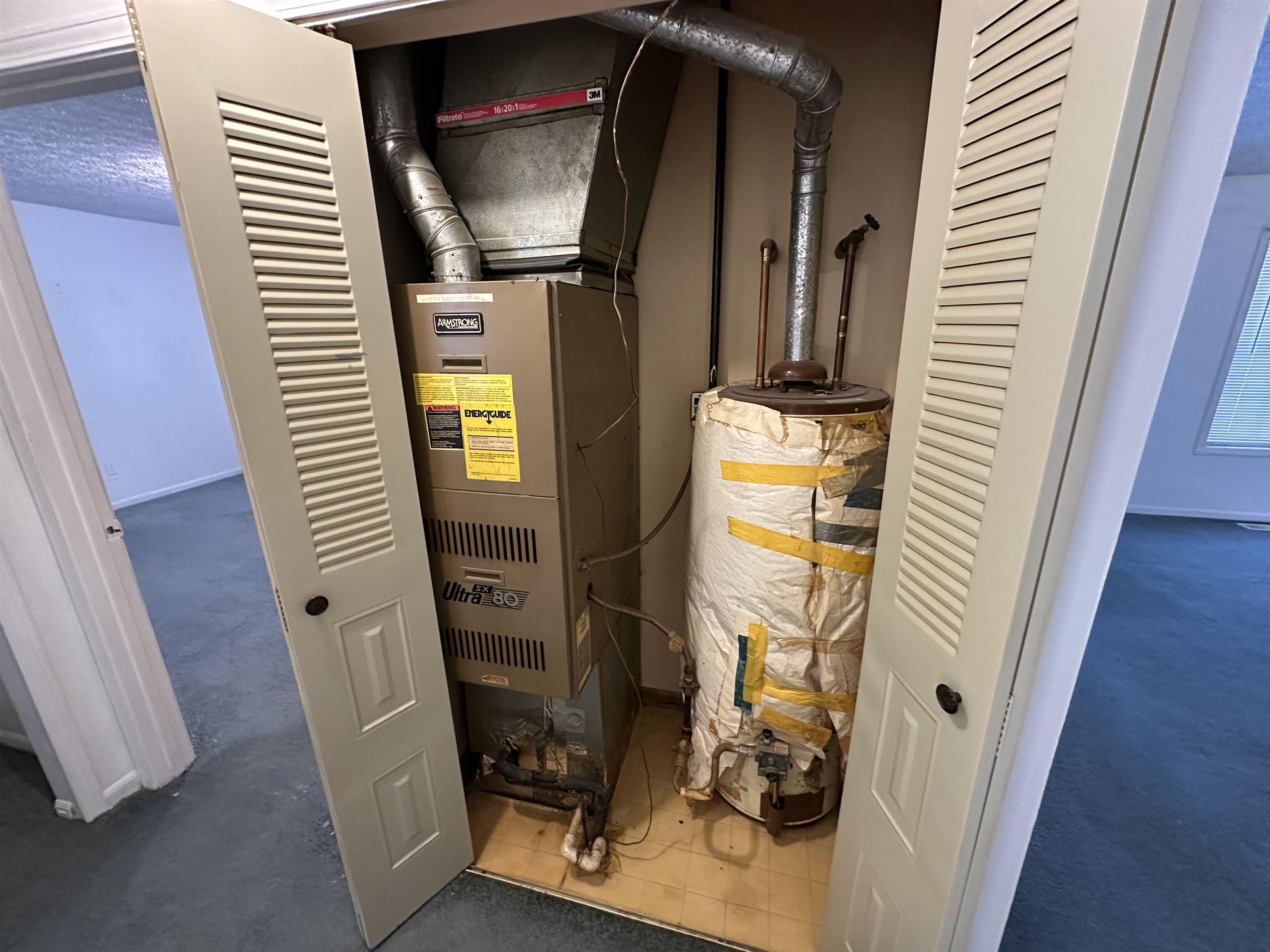 600 Poplar St, Owensboro, Kentucky 42301, 2 Bedrooms Bedrooms, ,1 BathroomBathrooms,Single Family Residence,For Sale,Poplar St,93695