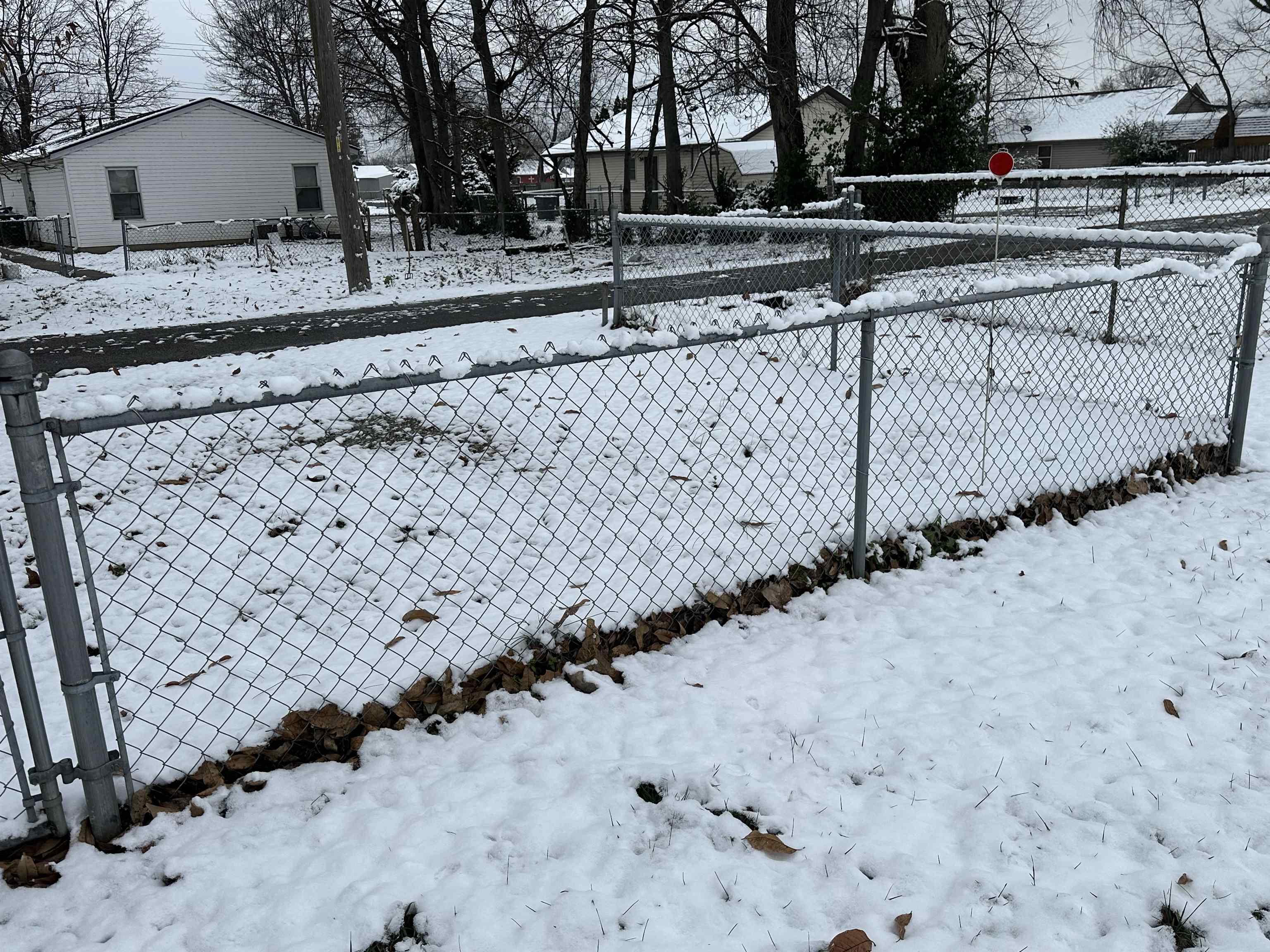 600 Poplar St, Owensboro, Kentucky 42301, 2 Bedrooms Bedrooms, ,1 BathroomBathrooms,Single Family Residence,For Sale,Poplar St,93695