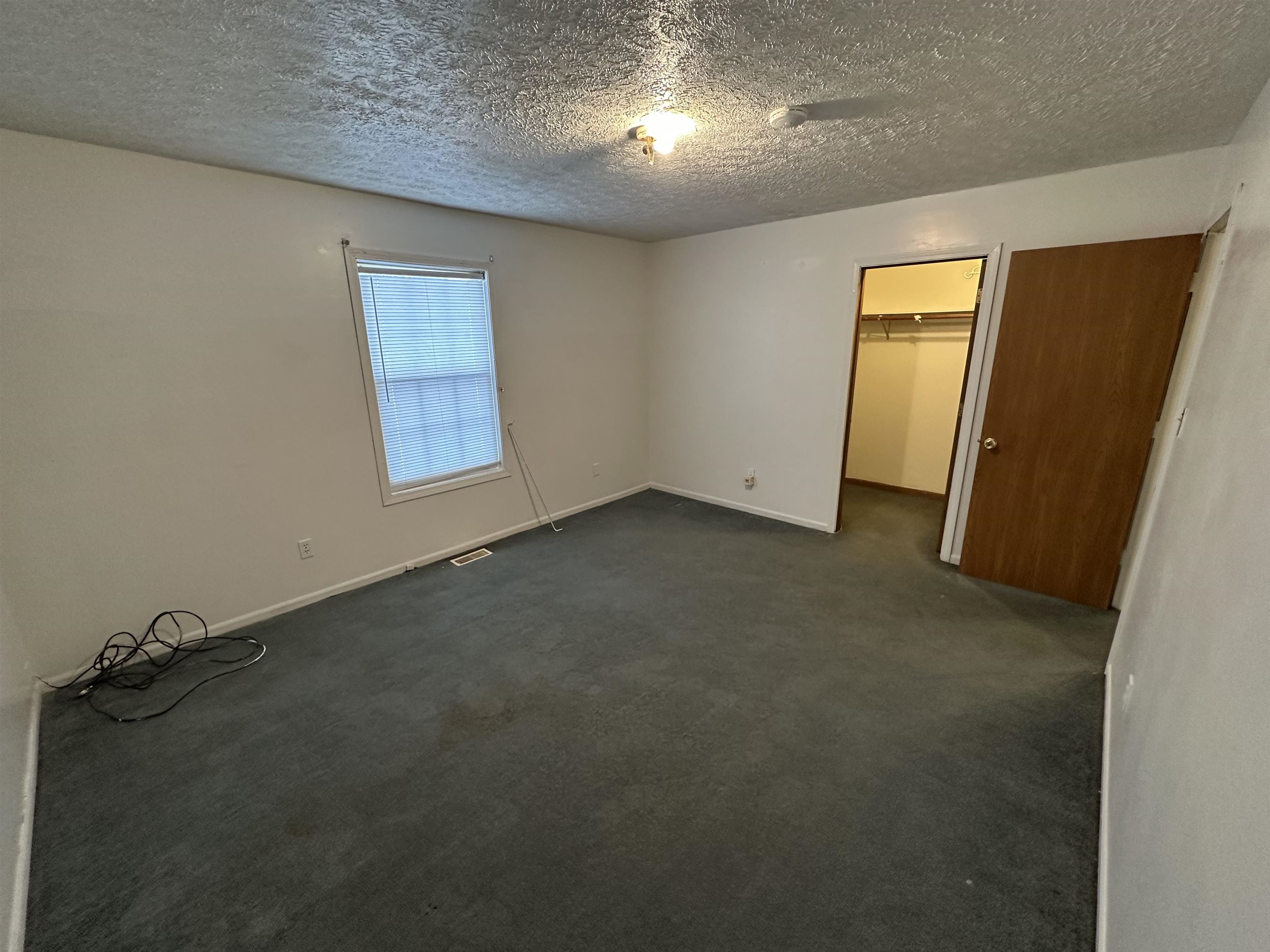 600 Poplar St, Owensboro, Kentucky 42301, 2 Bedrooms Bedrooms, ,1 BathroomBathrooms,Single Family Residence,For Sale,Poplar St,93695