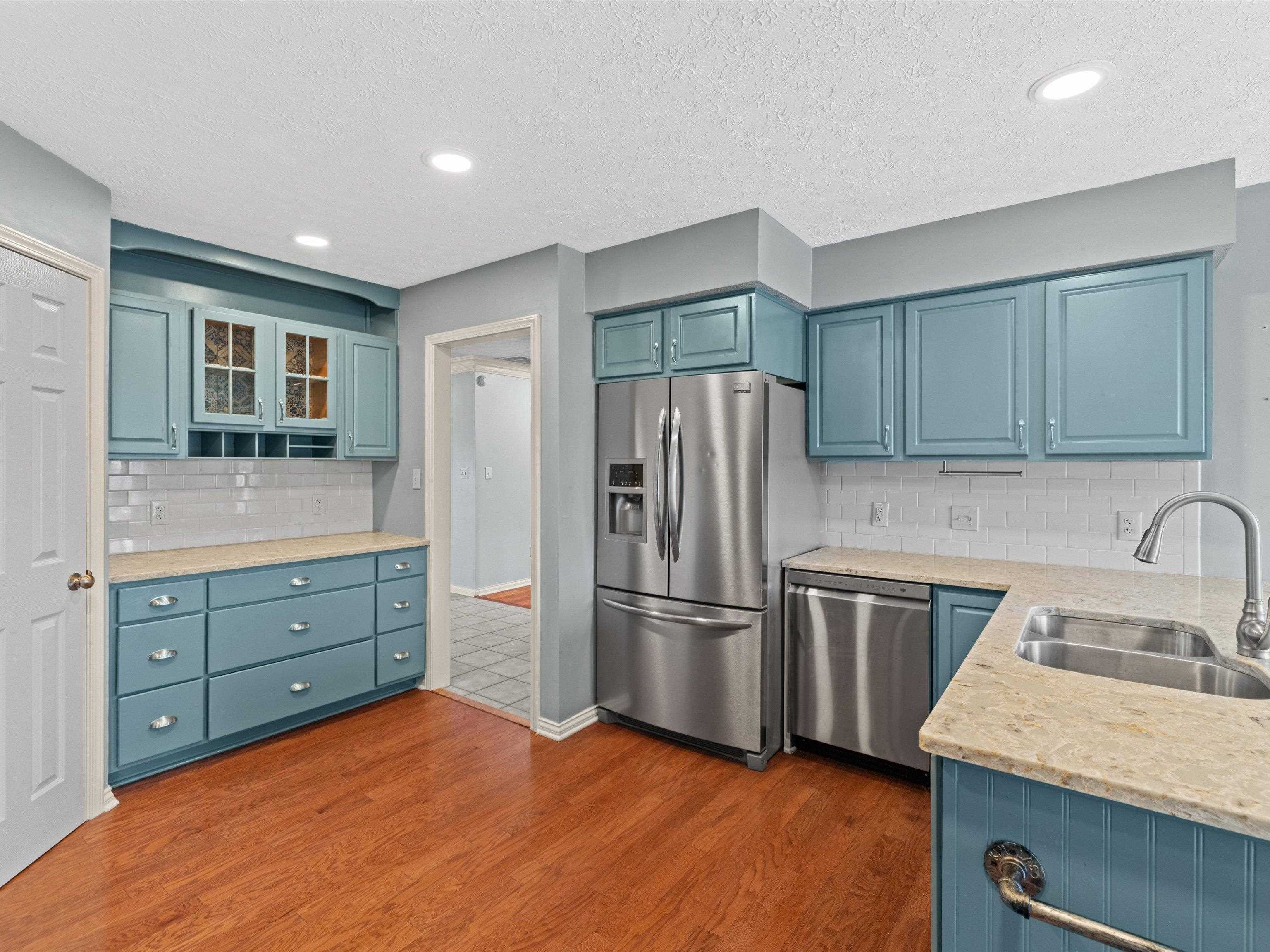 334 Resolution Way, Owensboro, Kentucky 42301, 3 Bedrooms Bedrooms, ,2 BathroomsBathrooms,Single Family Residence,For Sale,Resolution Way,93696