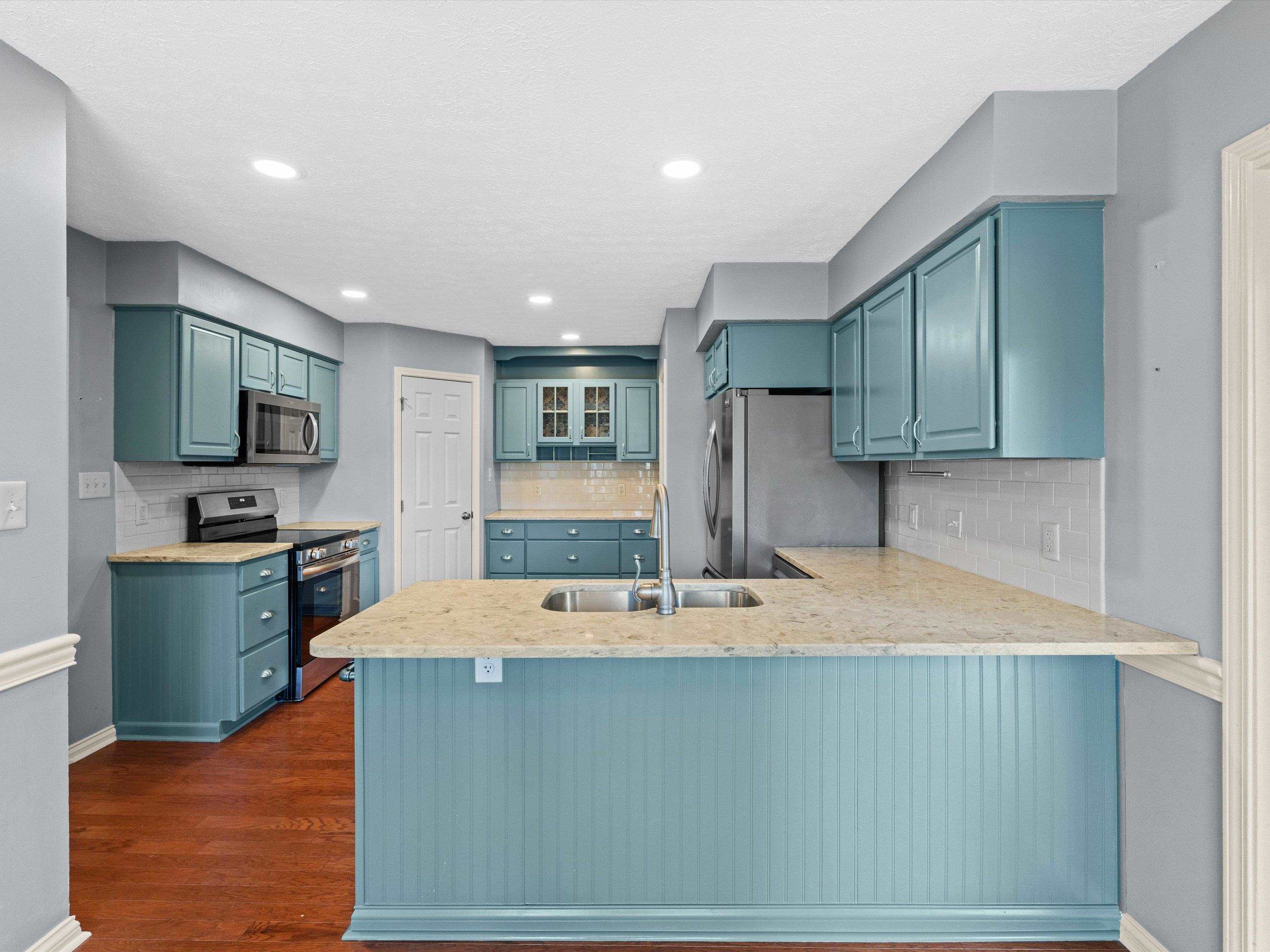 334 Resolution Way, Owensboro, Kentucky 42301, 3 Bedrooms Bedrooms, ,2 BathroomsBathrooms,Single Family Residence,For Sale,Resolution Way,93696