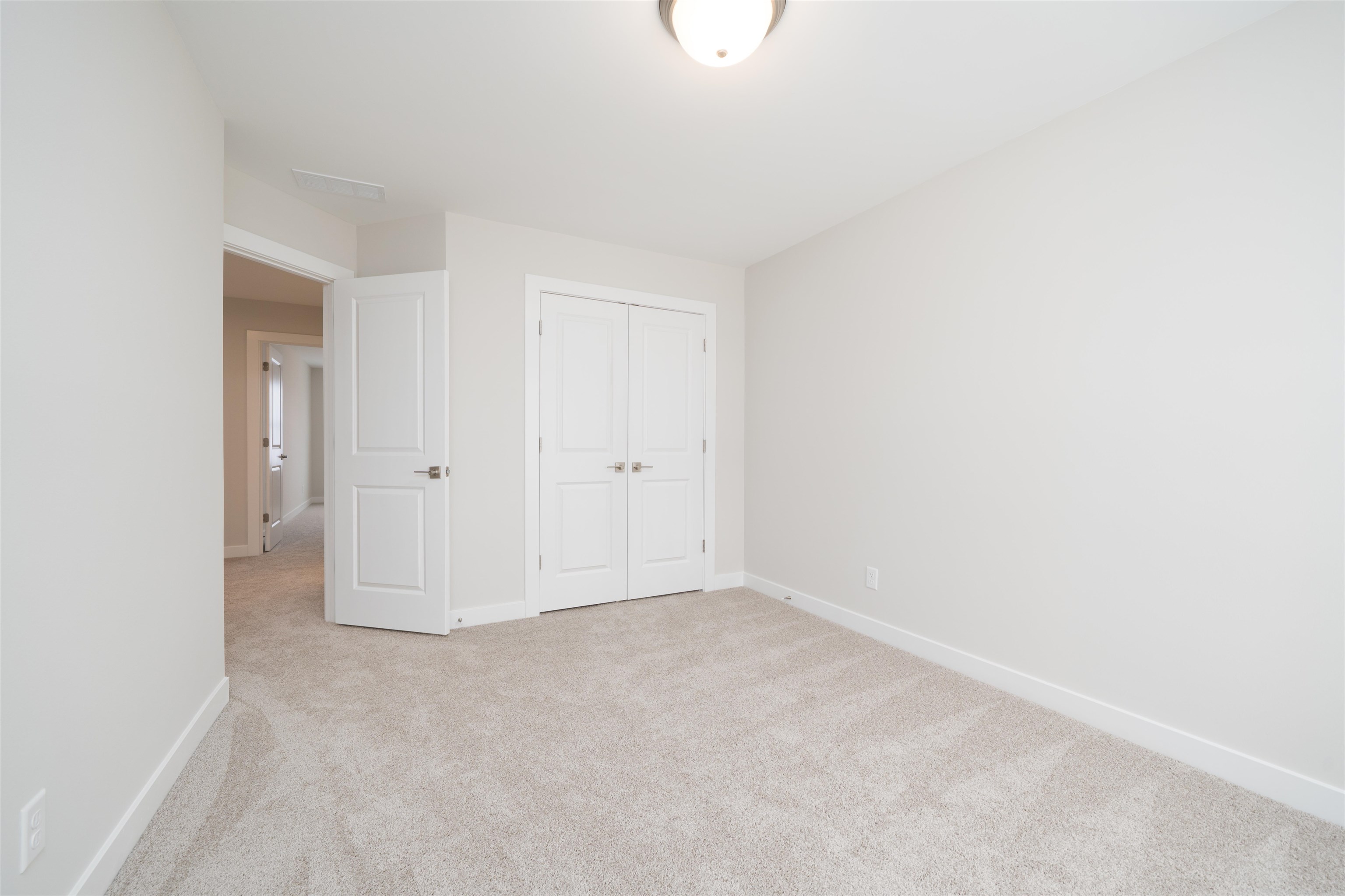 2091 Pebble Wood Dr, Owensboro, Kentucky 42303-7676, 4 Bedrooms Bedrooms, ,2 BathroomsBathrooms,Single Family Residence,For Sale,Pebble Wood Dr,93698