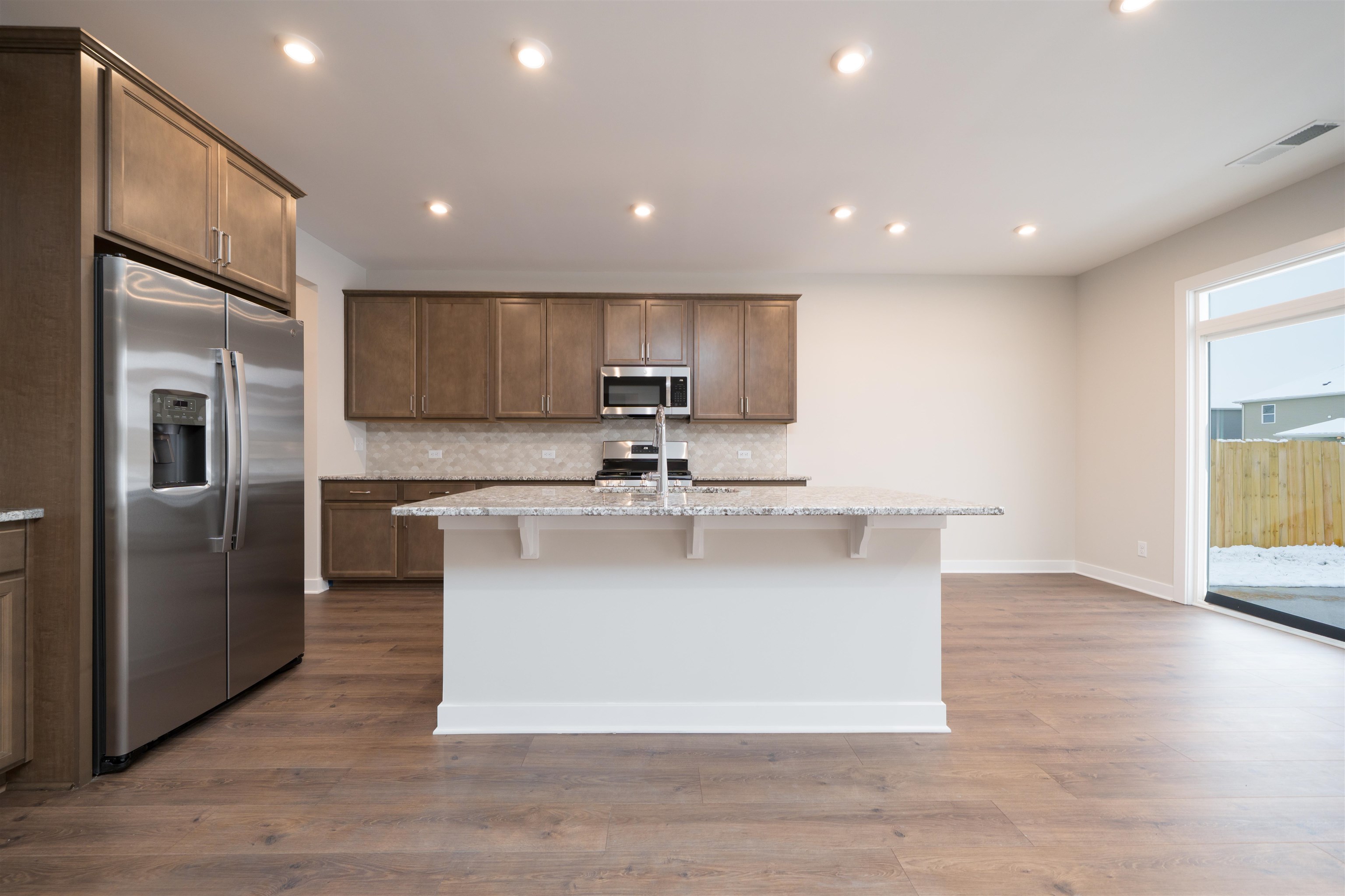 2091 Pebble Wood Dr, Owensboro, Kentucky 42303-7676, 4 Bedrooms Bedrooms, ,2 BathroomsBathrooms,Single Family Residence,For Sale,Pebble Wood Dr,93698