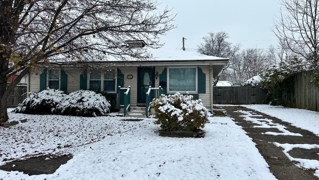 3015 Legion Park Drive, Owensboro, Kentucky 42303, 3 Bedrooms Bedrooms, ,1 BathroomBathrooms,Single Family Residence,For Sale,Legion Park Drive,93705