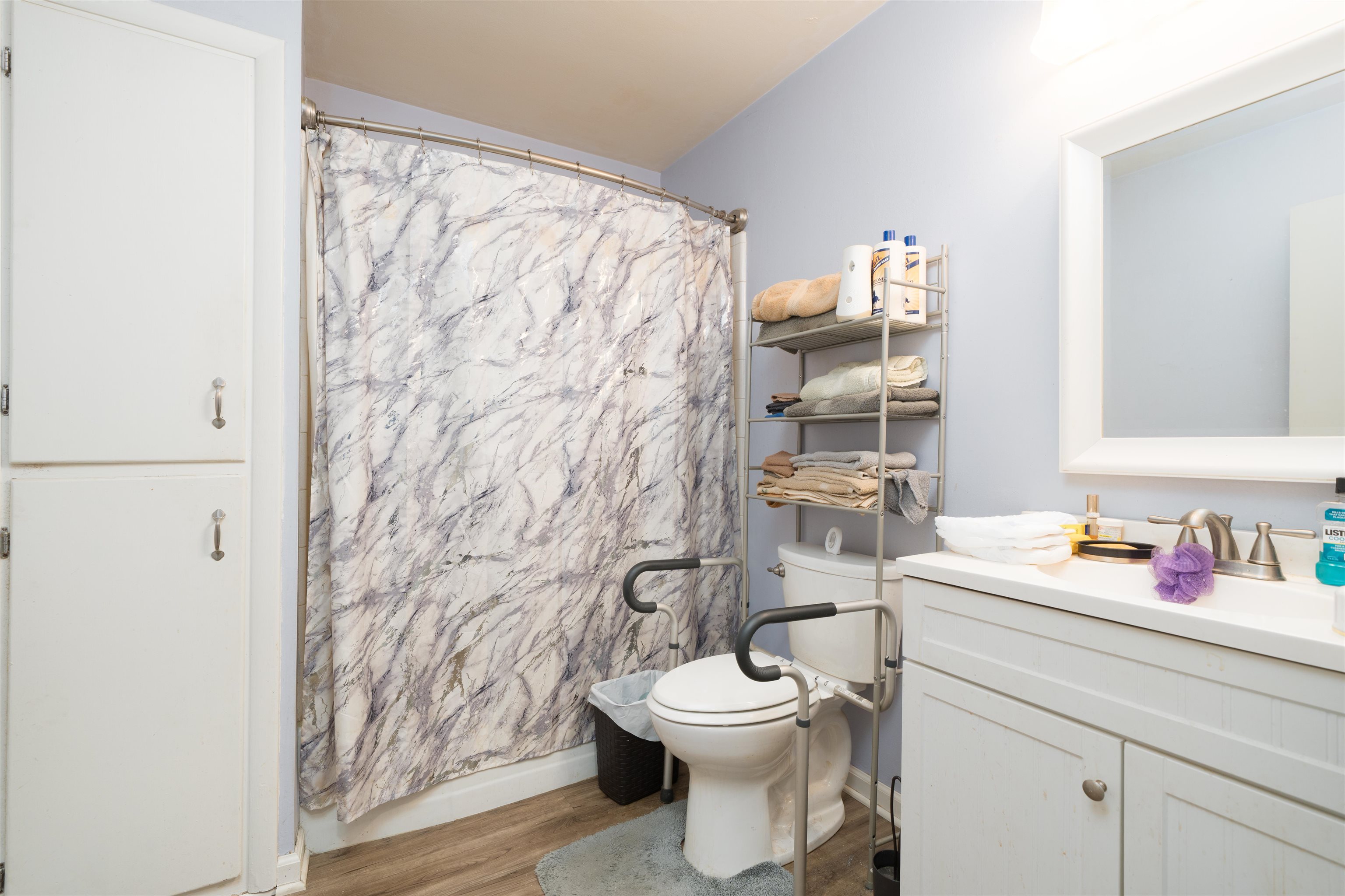 213 Holmes Drive, Owensboro, Kentucky 42303, 3 Bedrooms Bedrooms, ,1 BathroomBathrooms,Single Family Residence,For Sale,Holmes Drive,93713