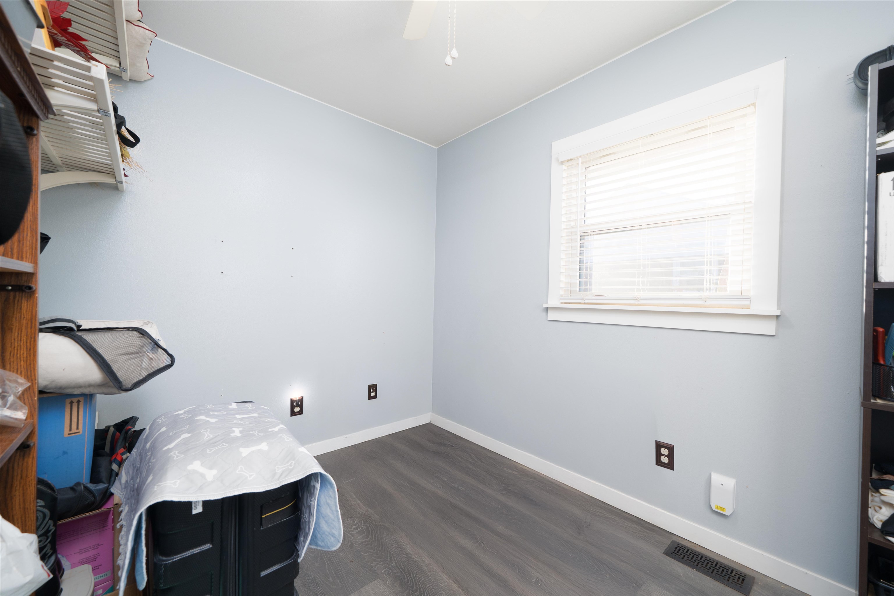 213 Holmes Drive, Owensboro, Kentucky 42303, 3 Bedrooms Bedrooms, ,1 BathroomBathrooms,Single Family Residence,For Sale,Holmes Drive,93713