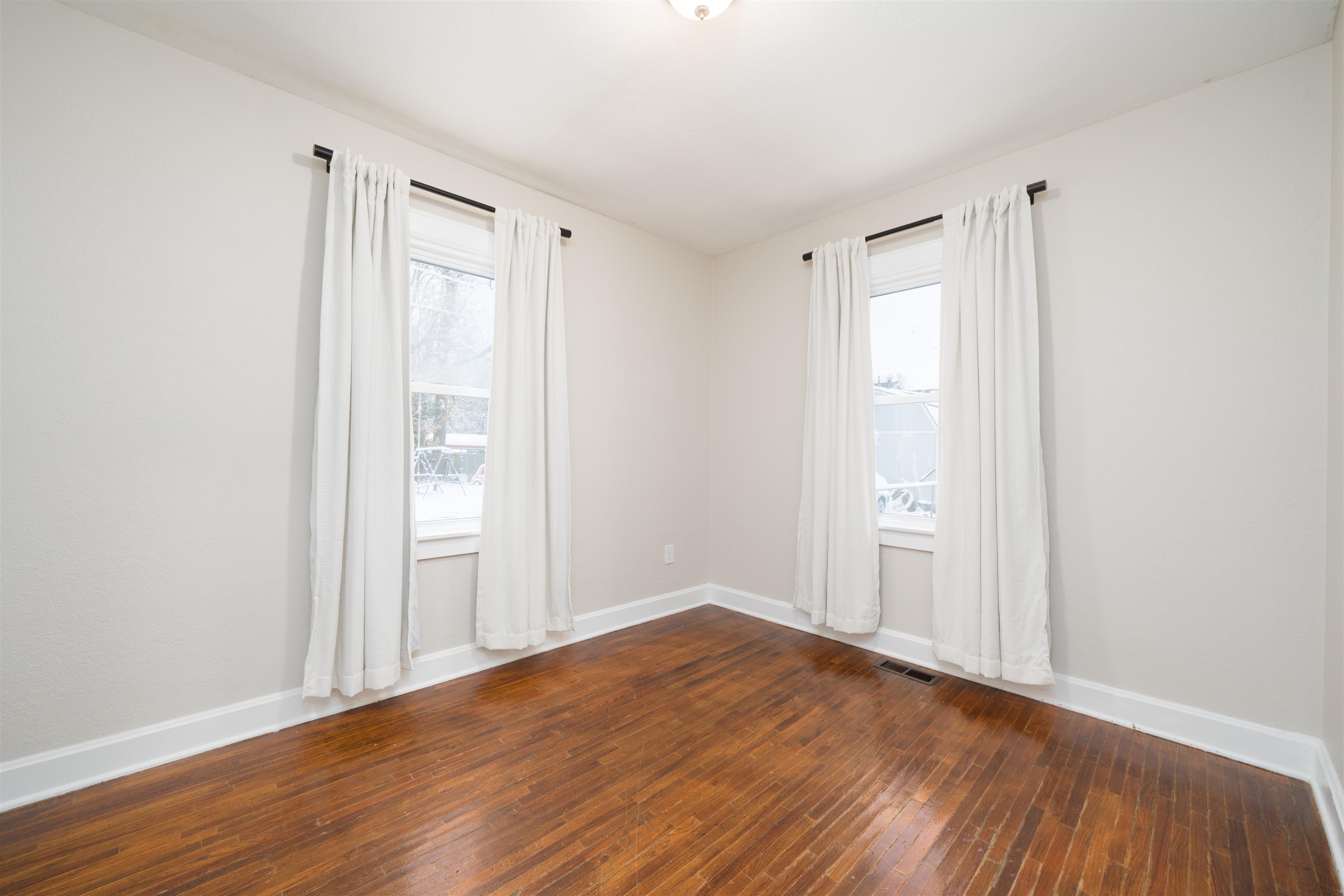 2724 Allen Street, Owensboro, Kentucky 42303, 2 Bedrooms Bedrooms, ,1 BathroomBathrooms,Single Family Residence,For Sale,Allen Street,93714