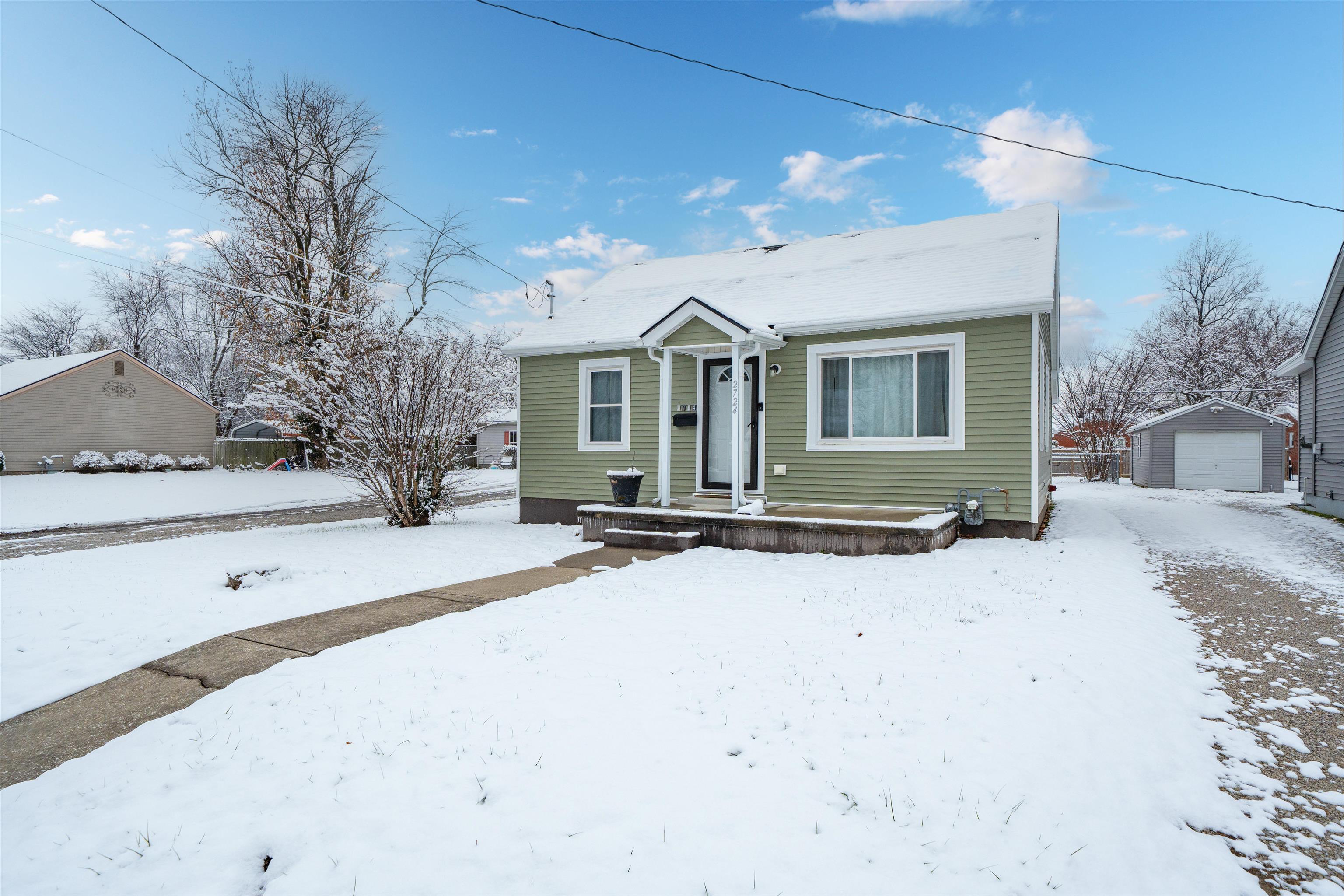 2724 Allen Street, Owensboro, Kentucky 42303, 2 Bedrooms Bedrooms, ,1 BathroomBathrooms,Single Family Residence,For Sale,Allen Street,93714